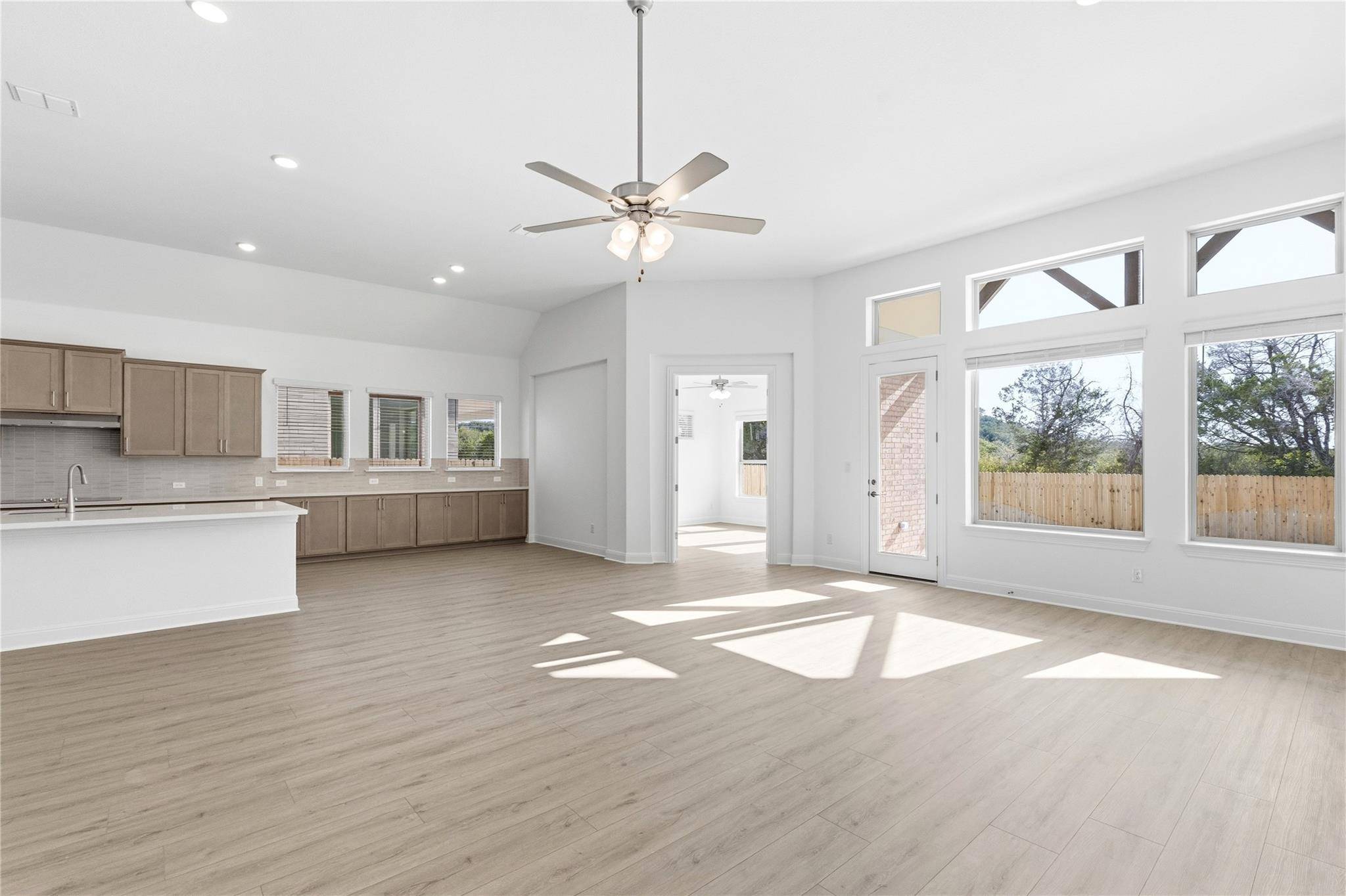 1800 Scenic Heights LN, Georgetown, TX 78628
