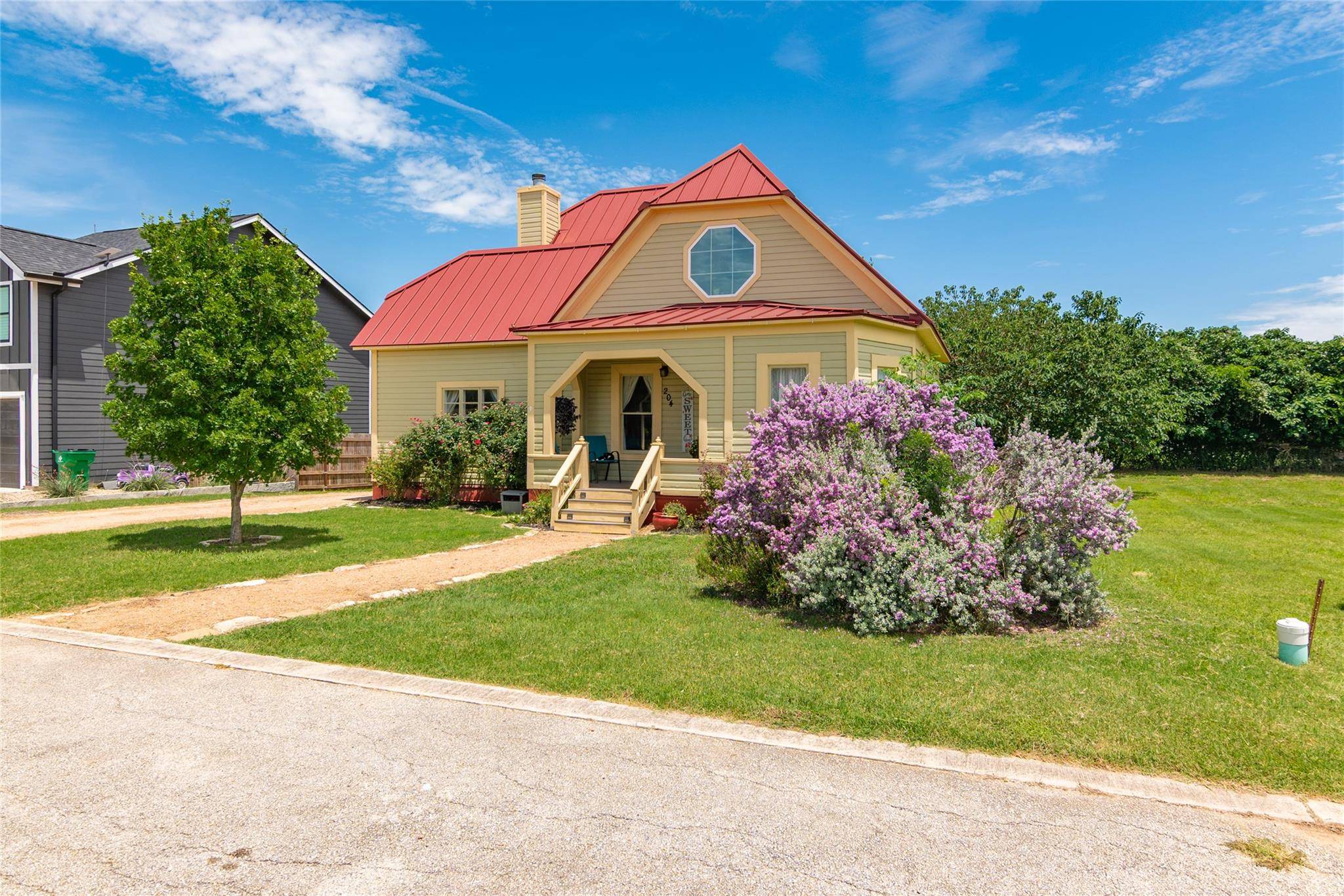 204 Prim Rose ST, Blanco, TX 78606