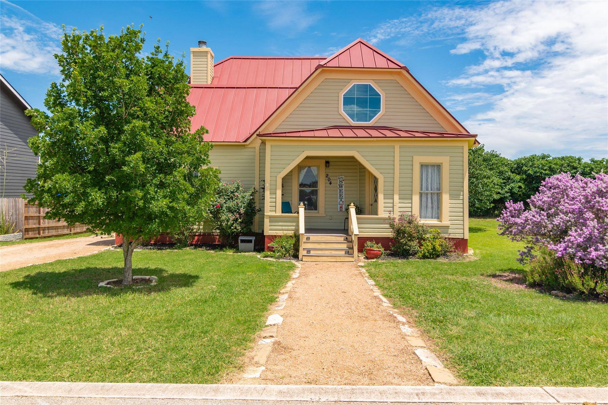 204 Prim Rose ST, Blanco, TX 78606