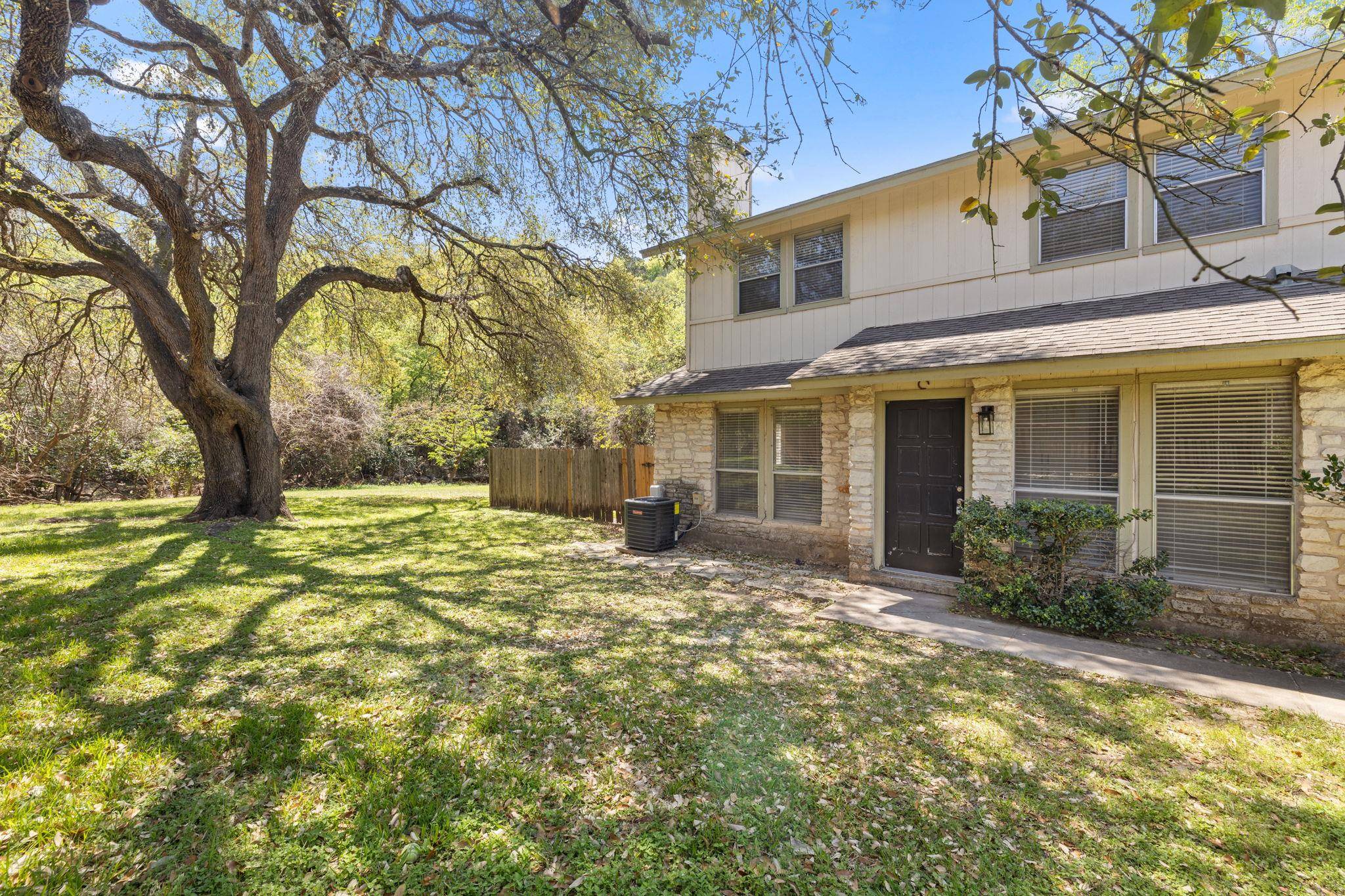 9100 Mountain Ridge DR #6C, Austin, TX 78759