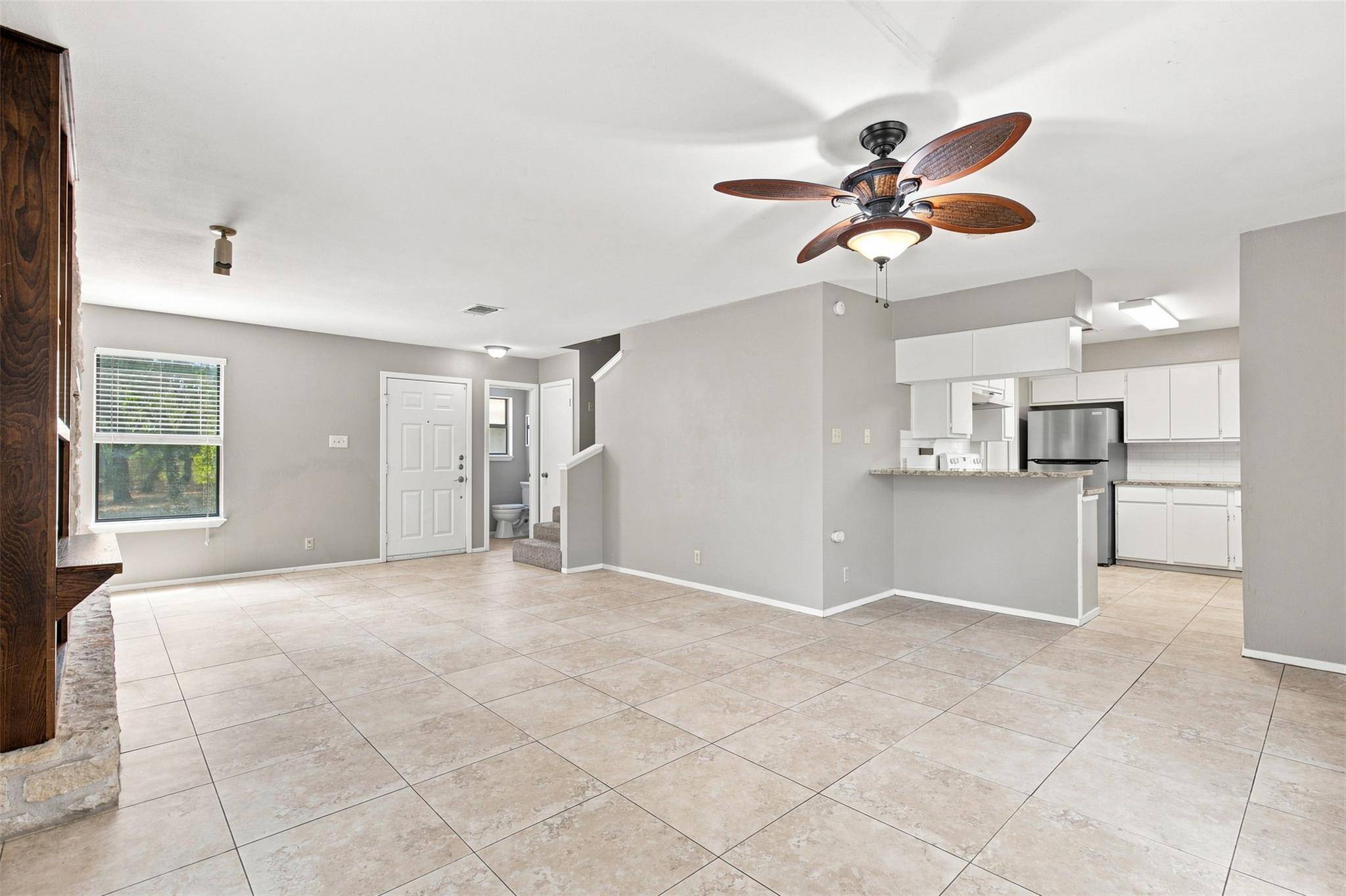 10010 Wildflower LN #B, Austin, TX 78733