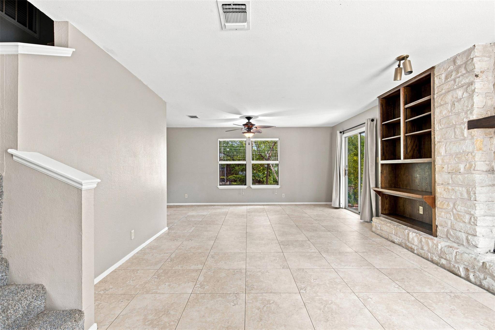 10010 Wildflower LN #B, Austin, TX 78733