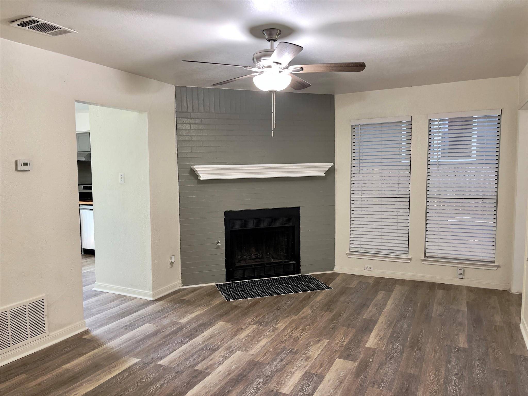2003 Kenneth Ave #B, Austin, TX 78741