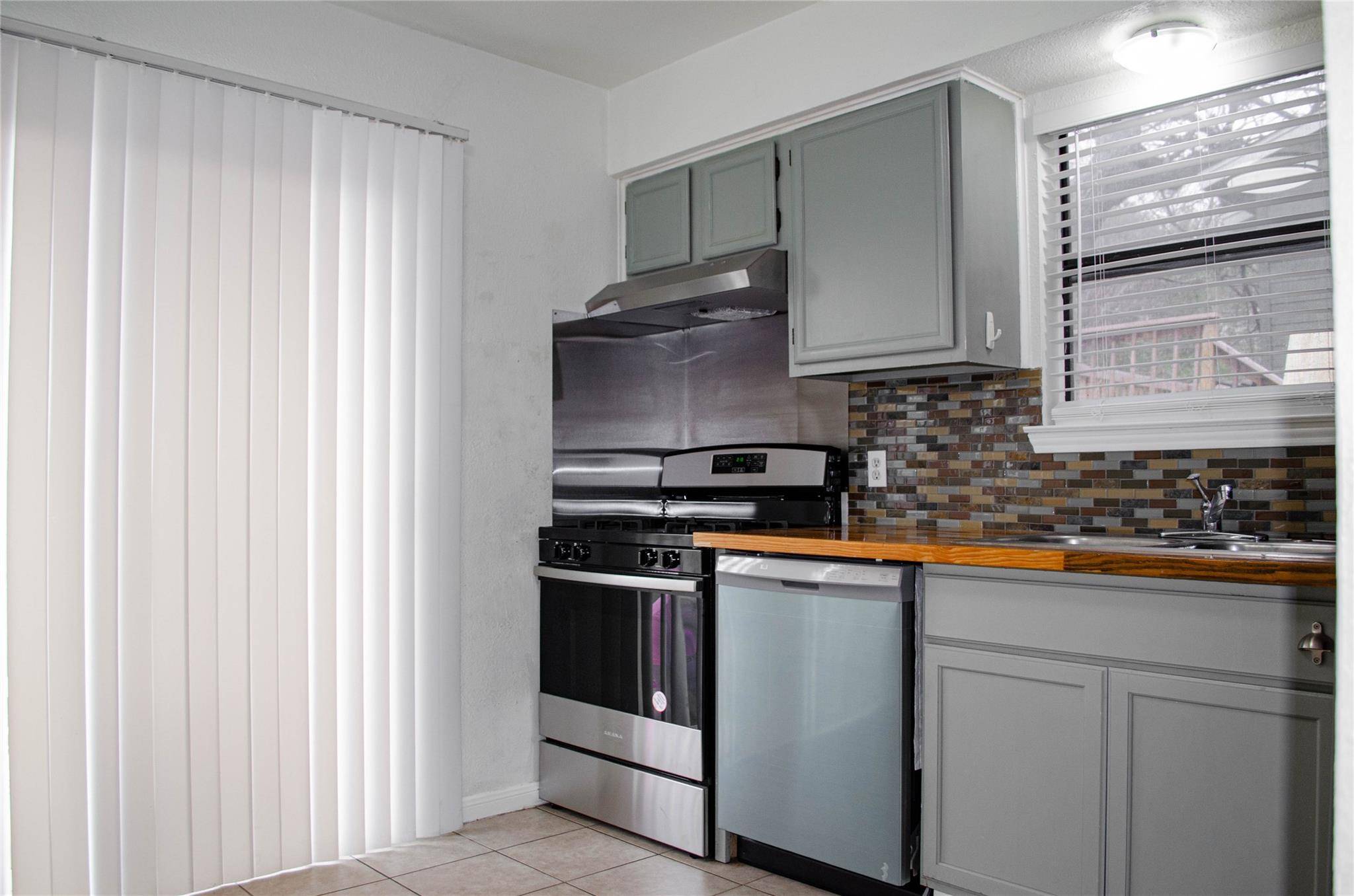 2003 Kenneth Ave #B, Austin, TX 78741