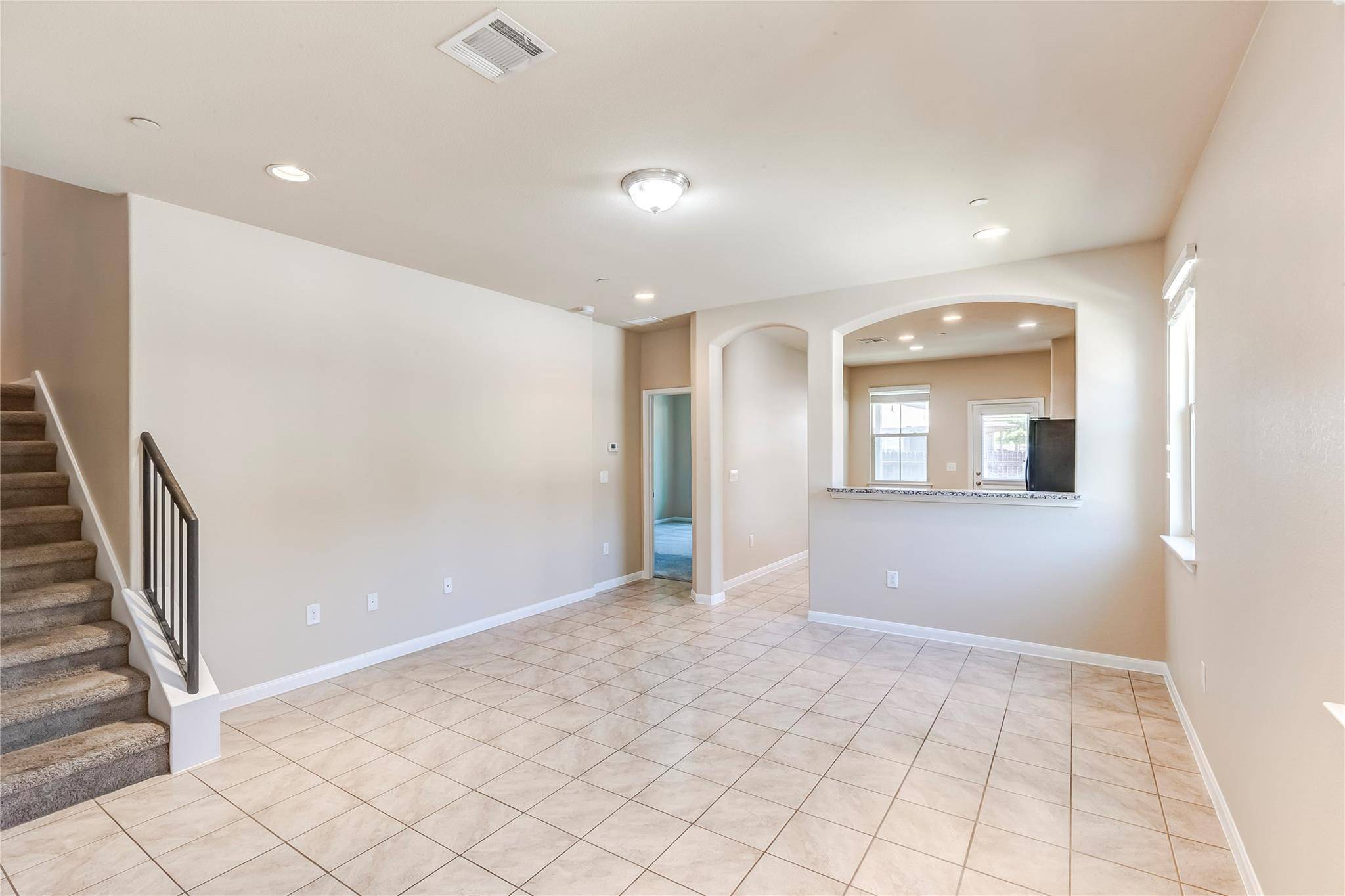 2880 Donnell DR #1704, Round Rock, TX 78664