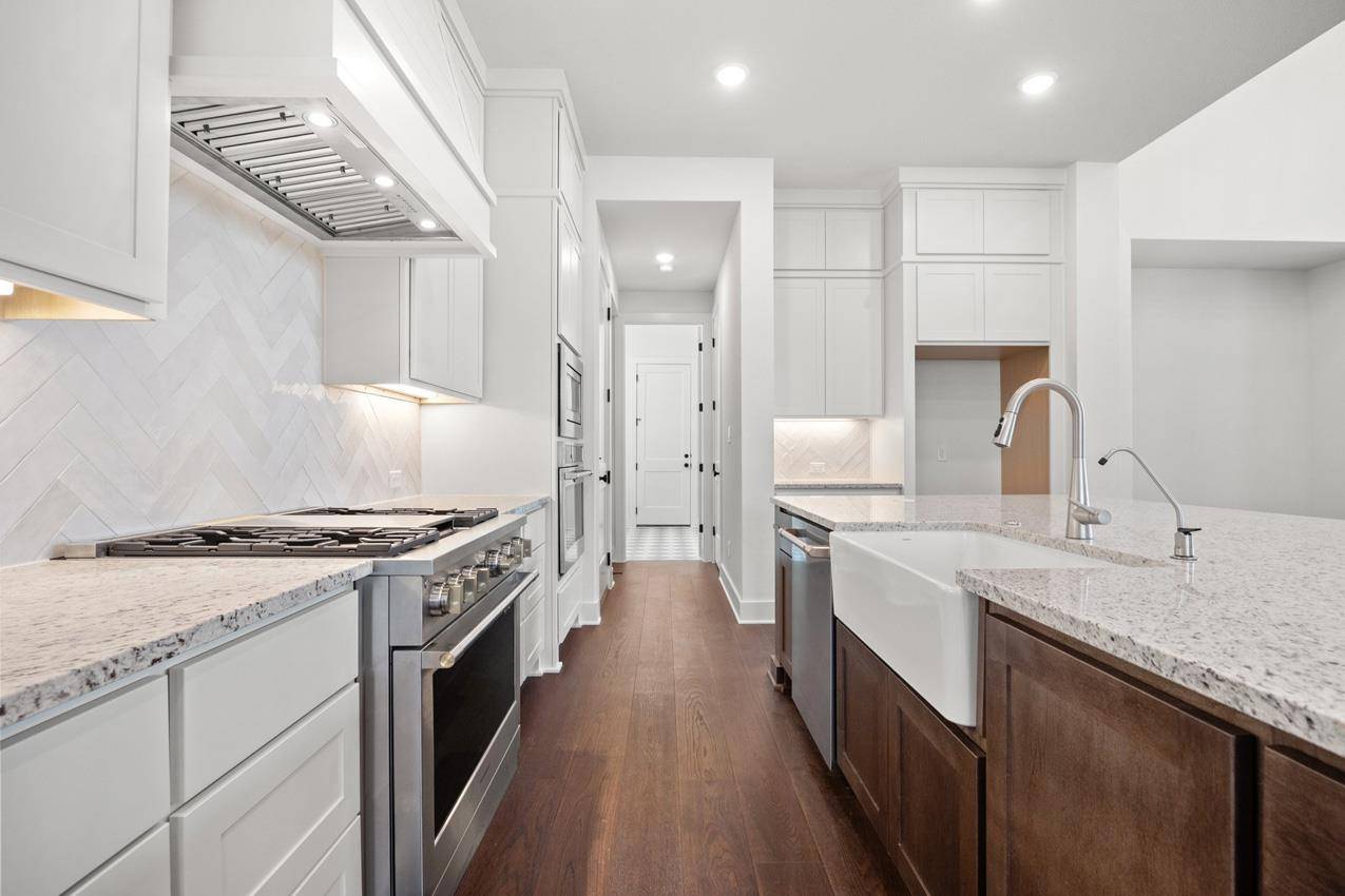 1109 Twisted Tarpley LN, Georgetown, TX 78628