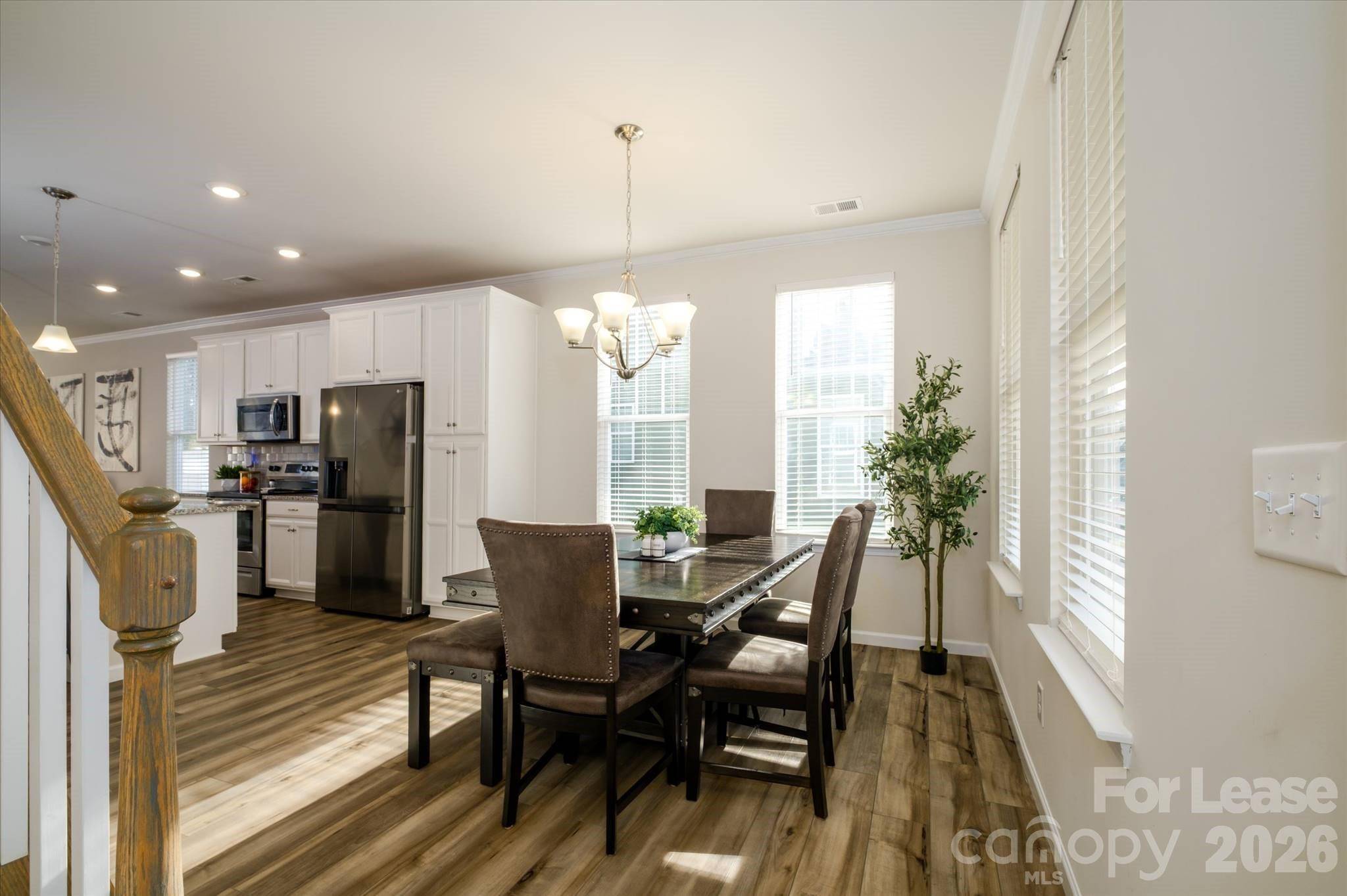 8156 Merryvale LN, Charlotte, NC 28214