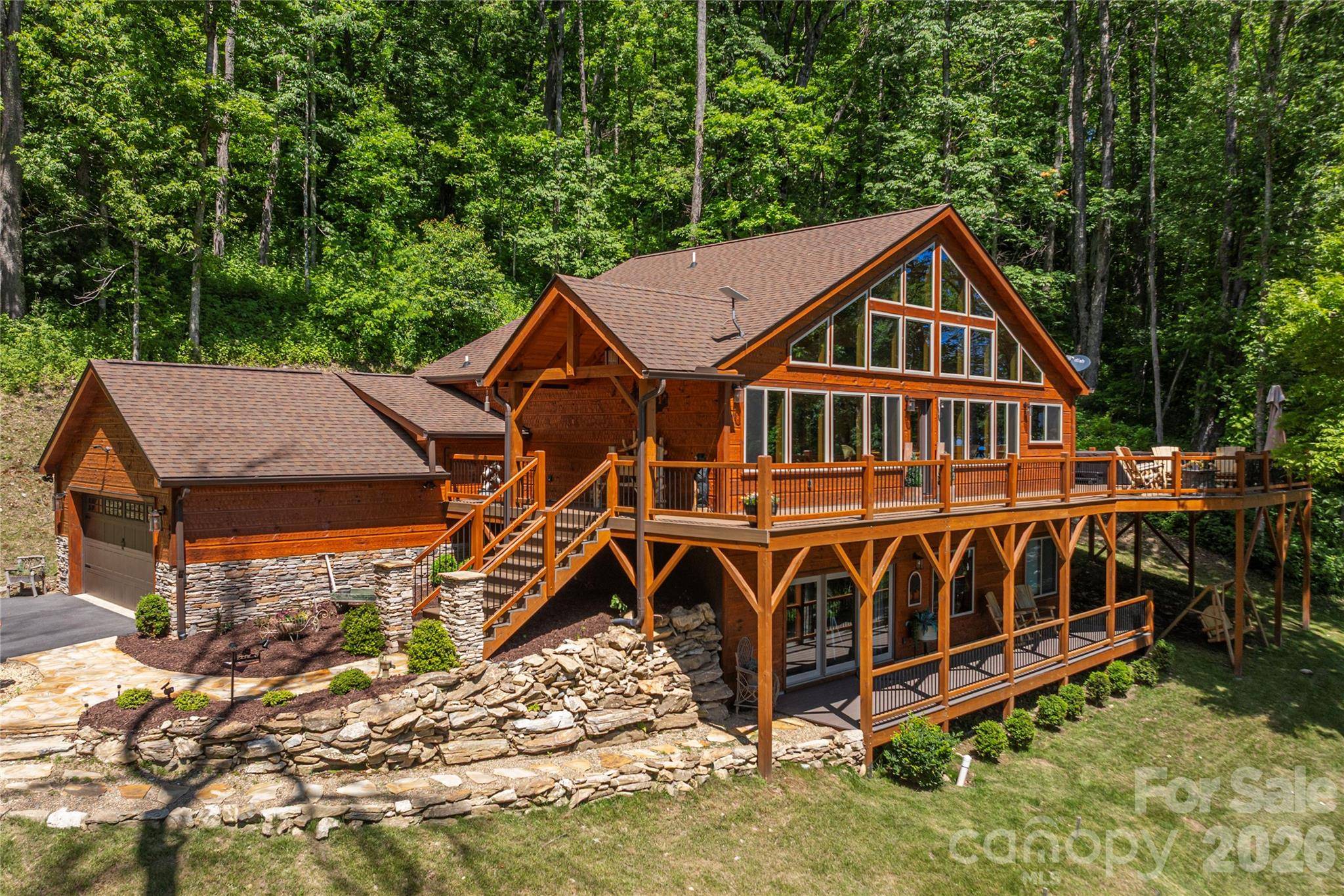 85 Iga TRL, Maggie Valley, NC 28751