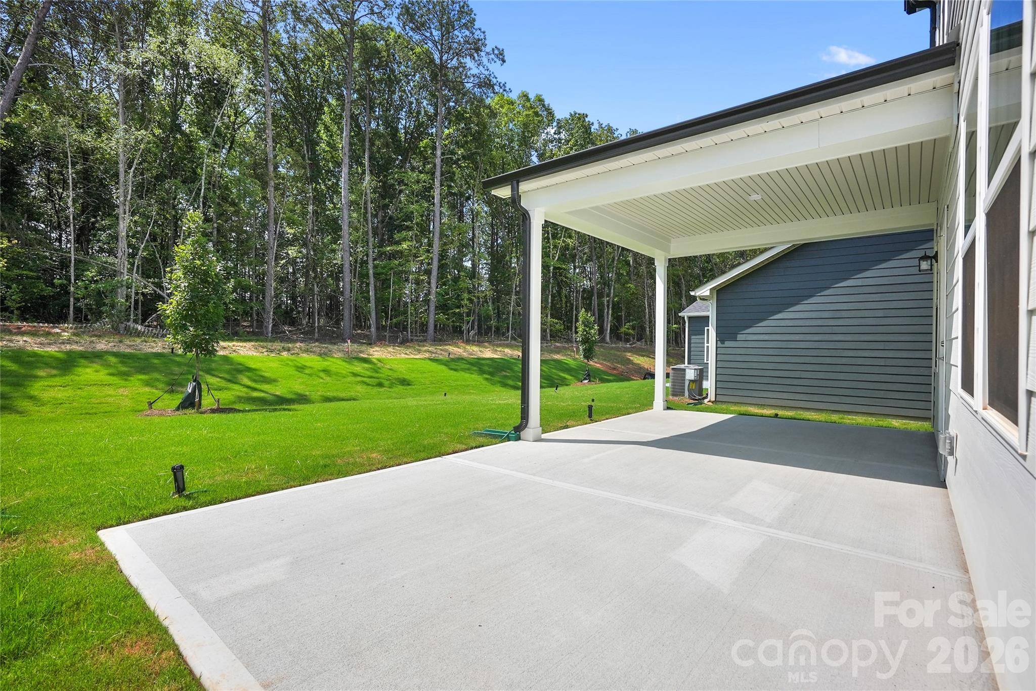 547 Cottage Garden LN, Belmont, NC 28012