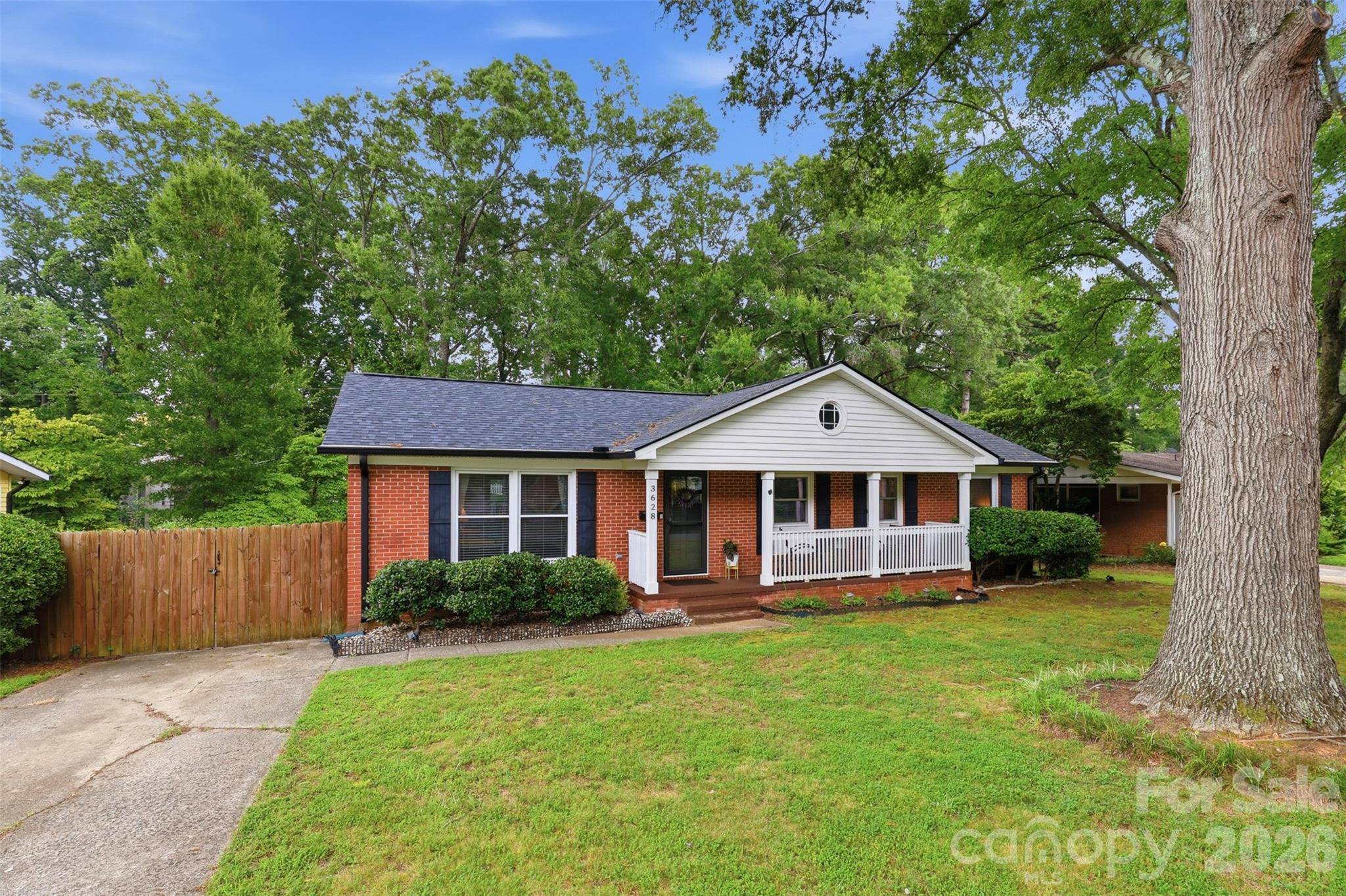 3628 Winterfield PL, Charlotte, NC 28205