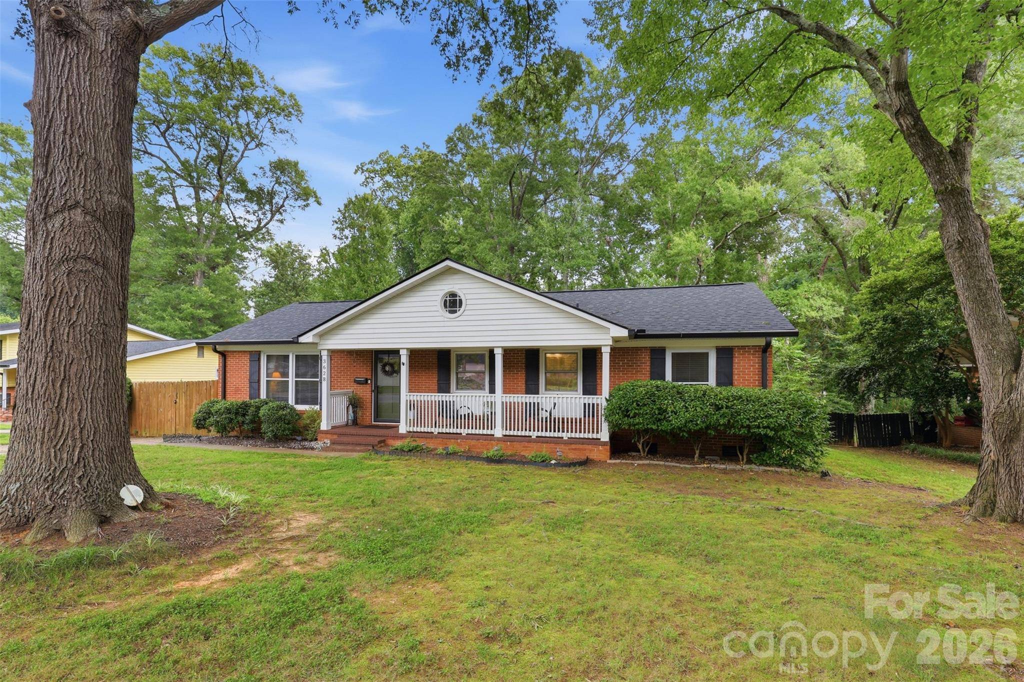3628 Winterfield PL, Charlotte, NC 28205