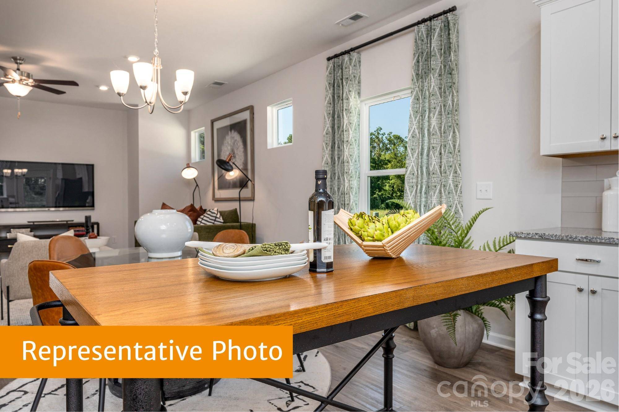 600 Rowe Crossing DR, Newton, NC 28658