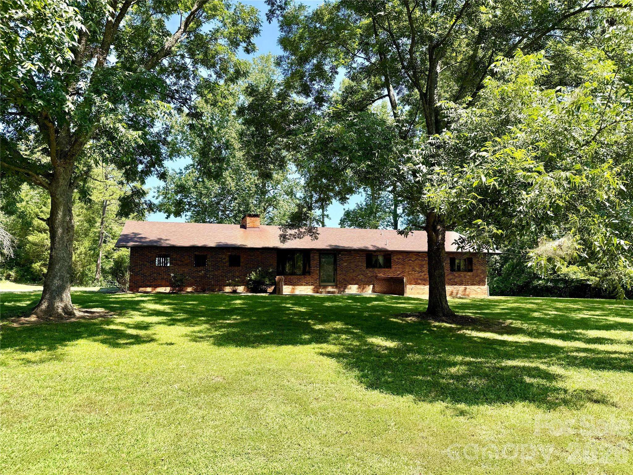 6494 W US Highway 64 HWY, Lexington, NC 27295