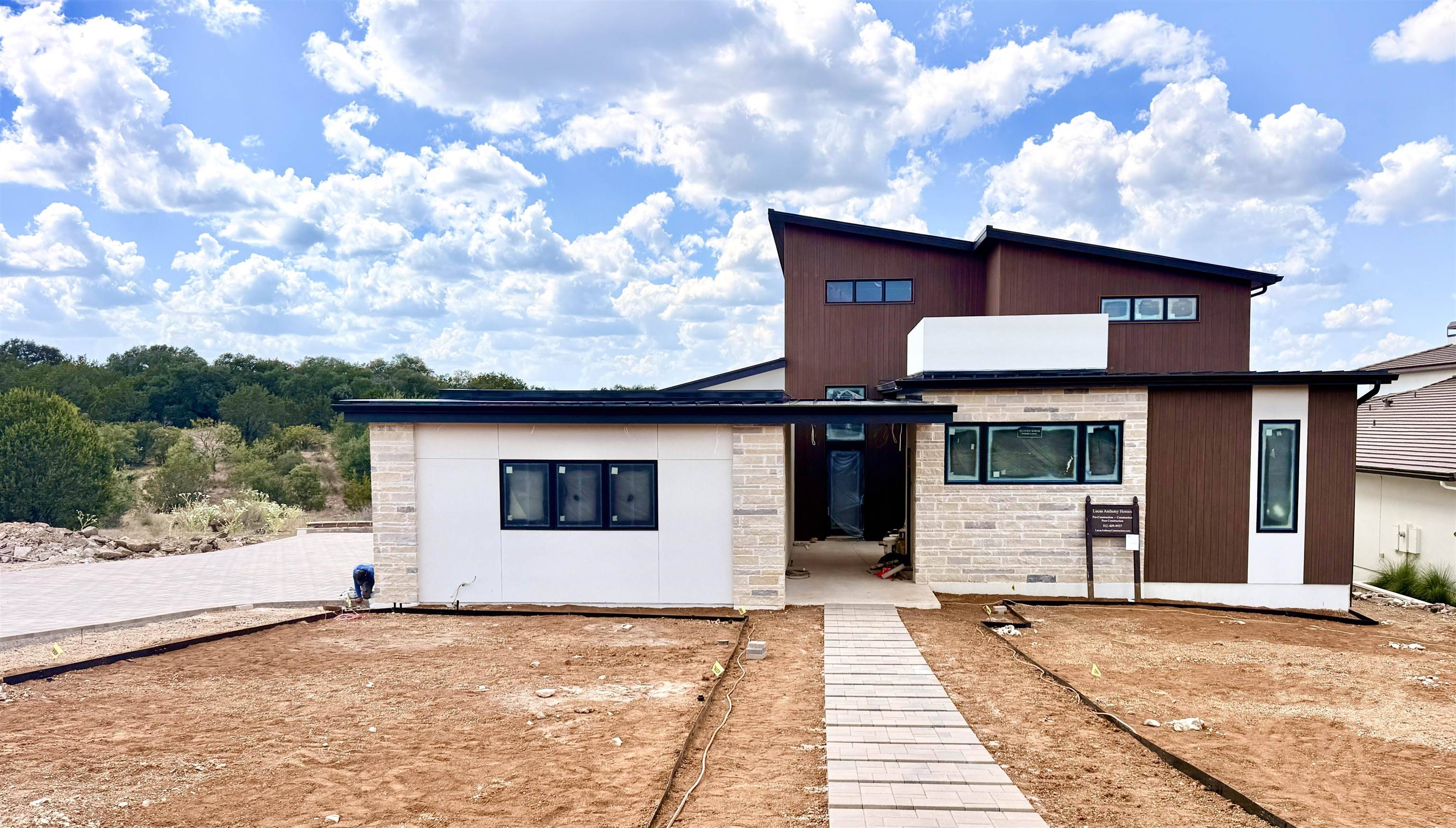 100 Nattie Woods, Horseshoe Bay, TX 78657