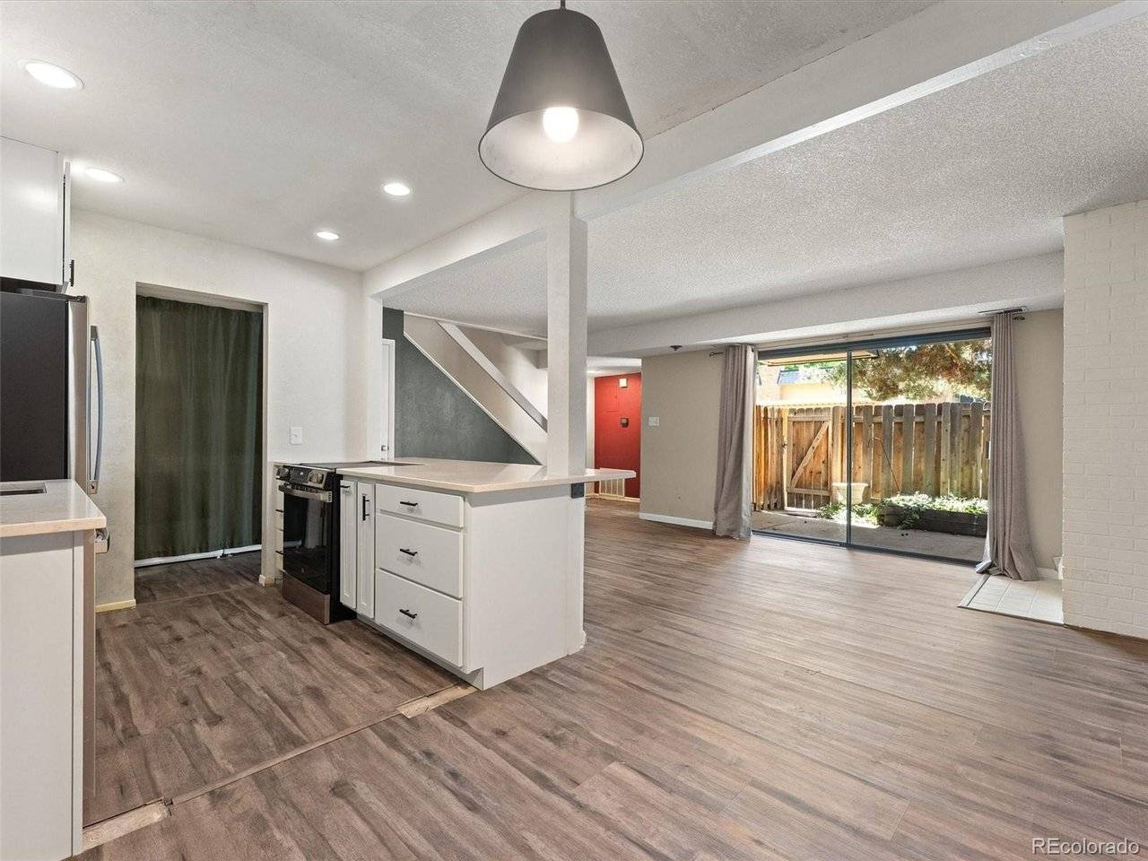 7995 E Mississippi #D7, Denver, CO 80247