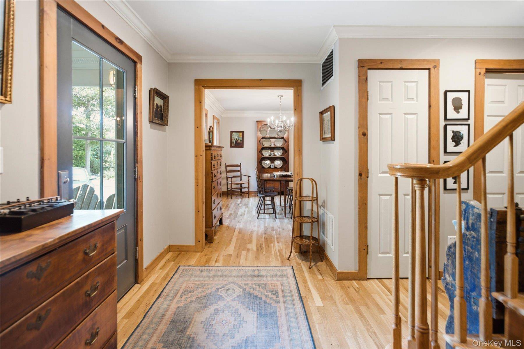 147B Old Country RD, Remsenburg, NY 11960