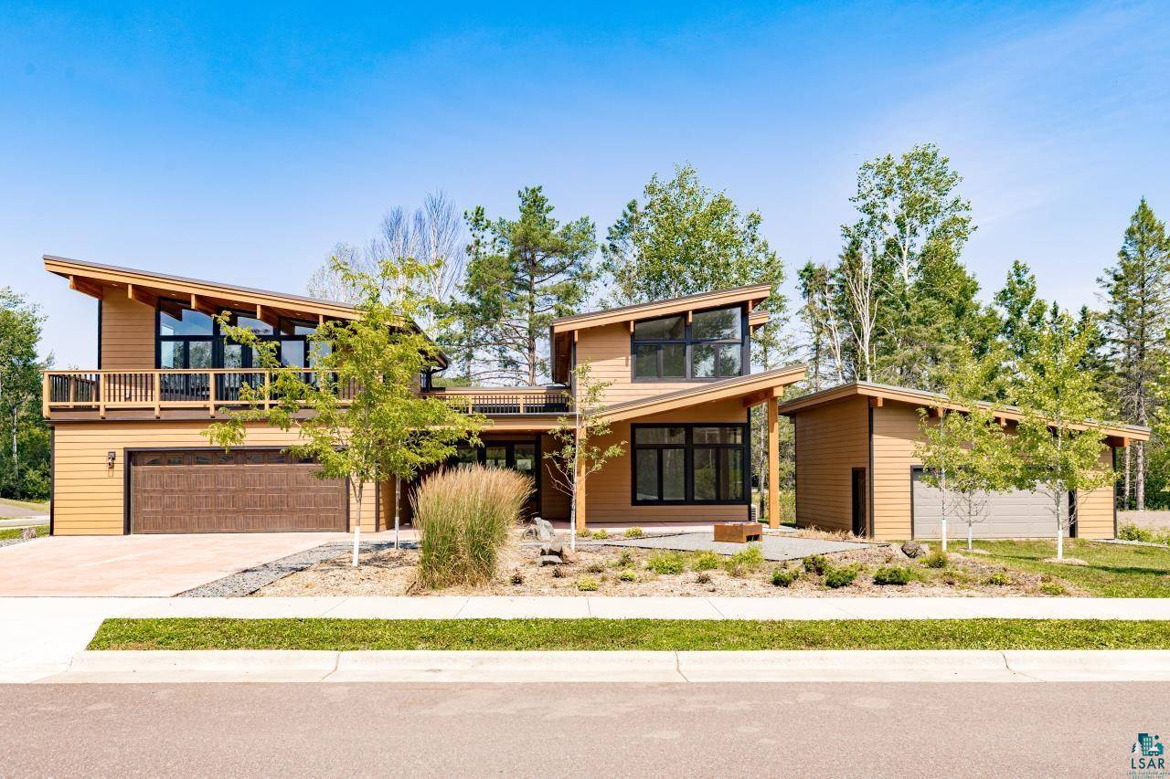 311 Hartley Hills Lane, Duluth, MN 55803