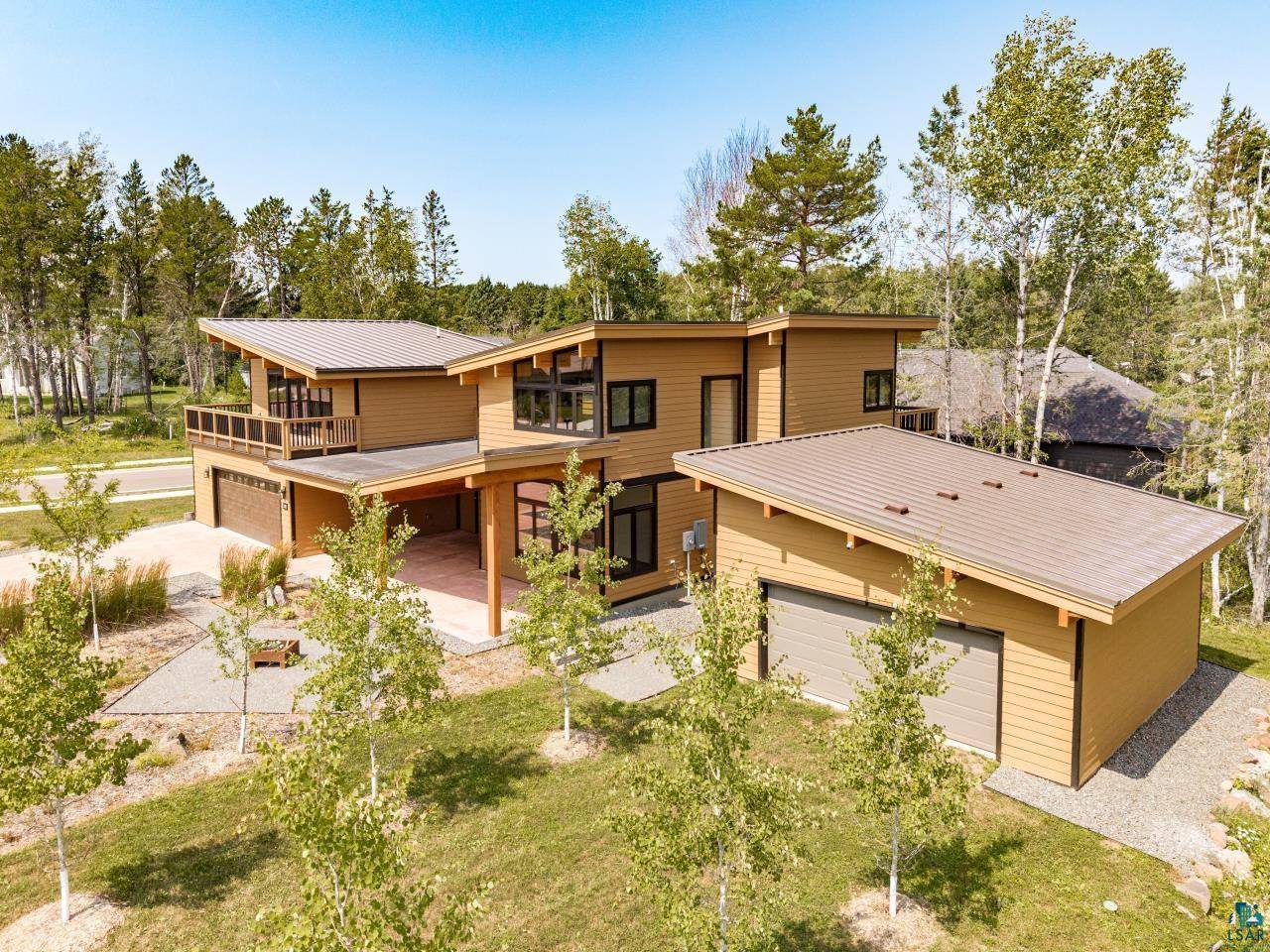 311 Hartley Hills Lane, Duluth, MN 55803