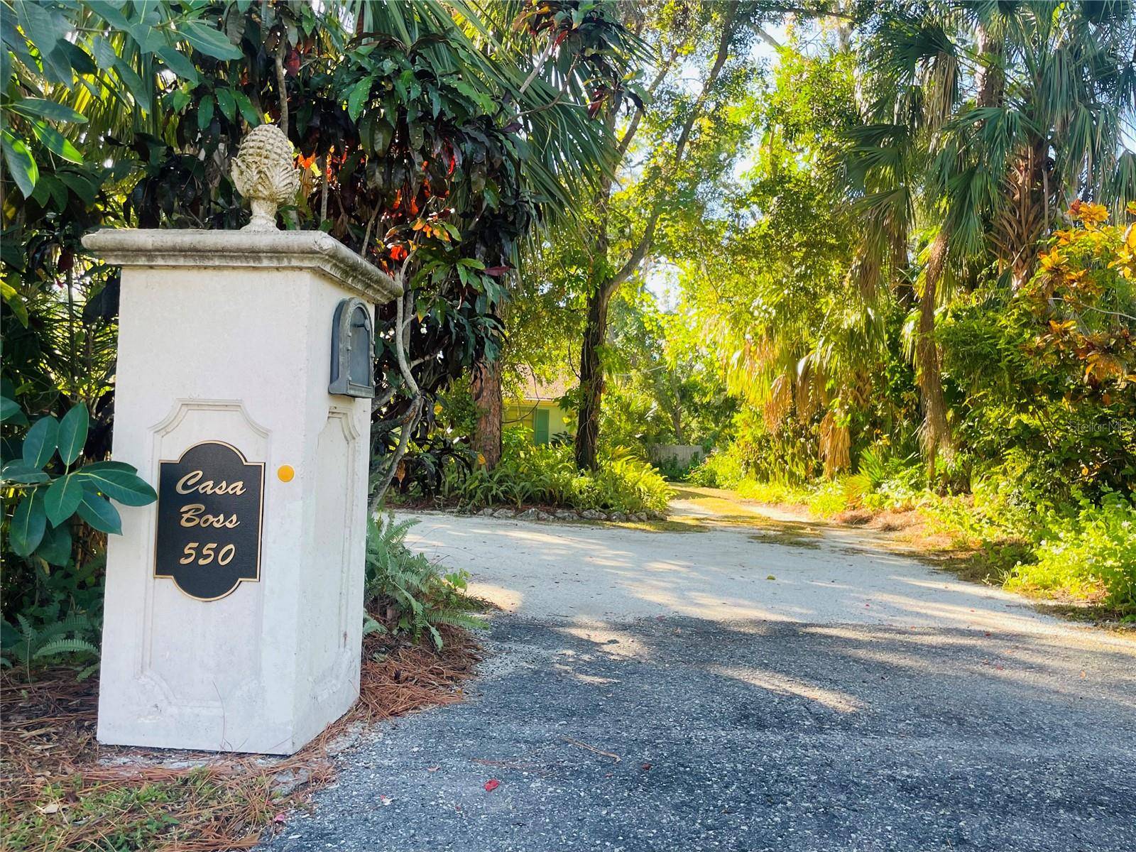 550 46TH ST, Sarasota, FL 34234