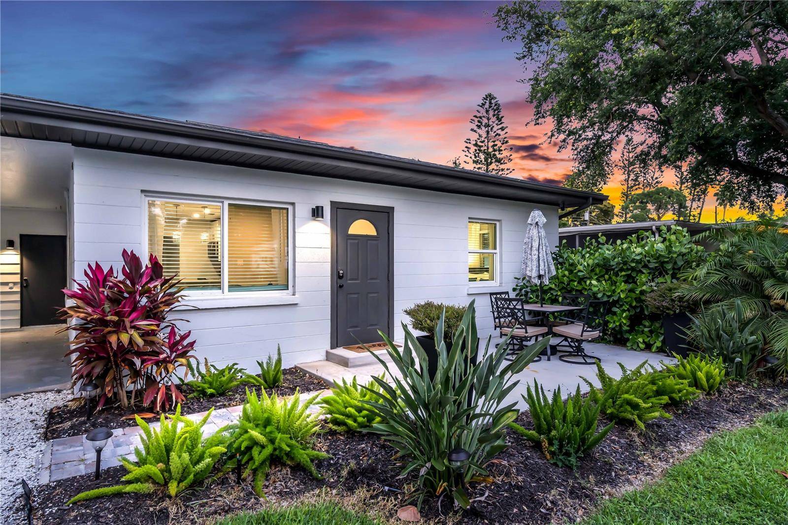 3231 NEW ENGLAND ST, Sarasota, FL 34231