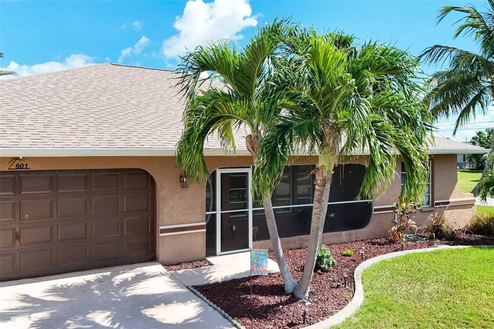 901 SW 51ST TER, Cape Coral, FL 33914