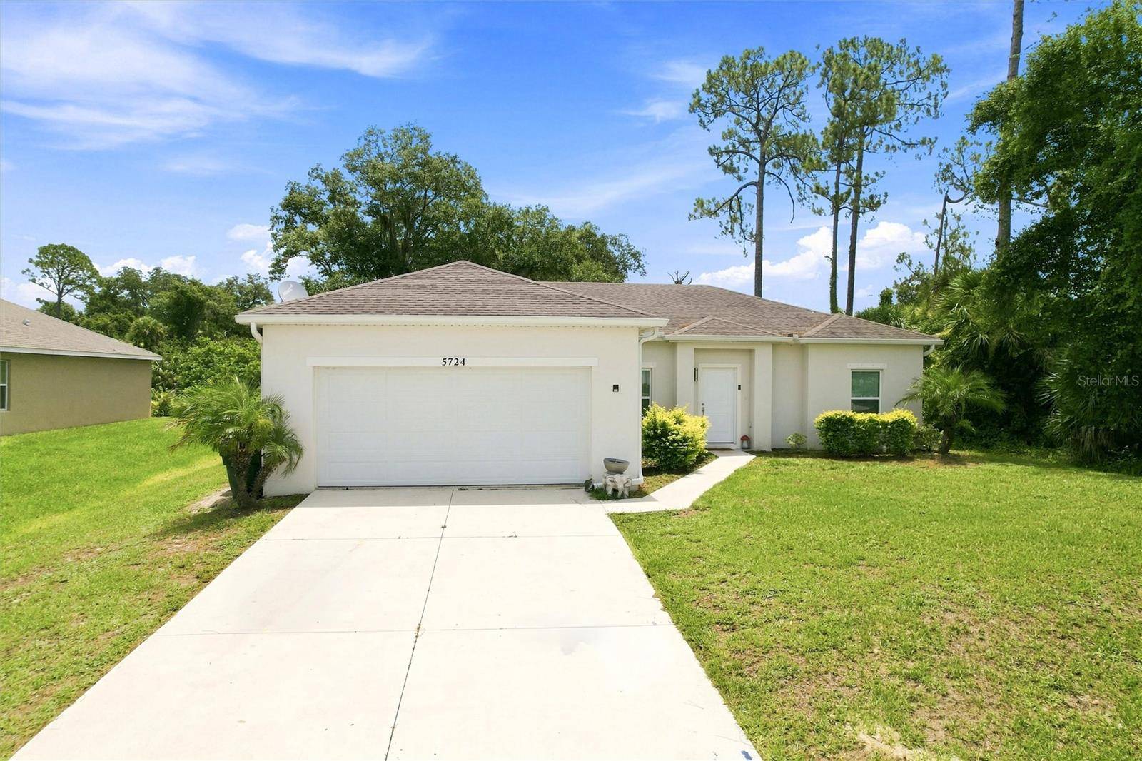 5724 BANNOCK CIR, North Port, FL 34288