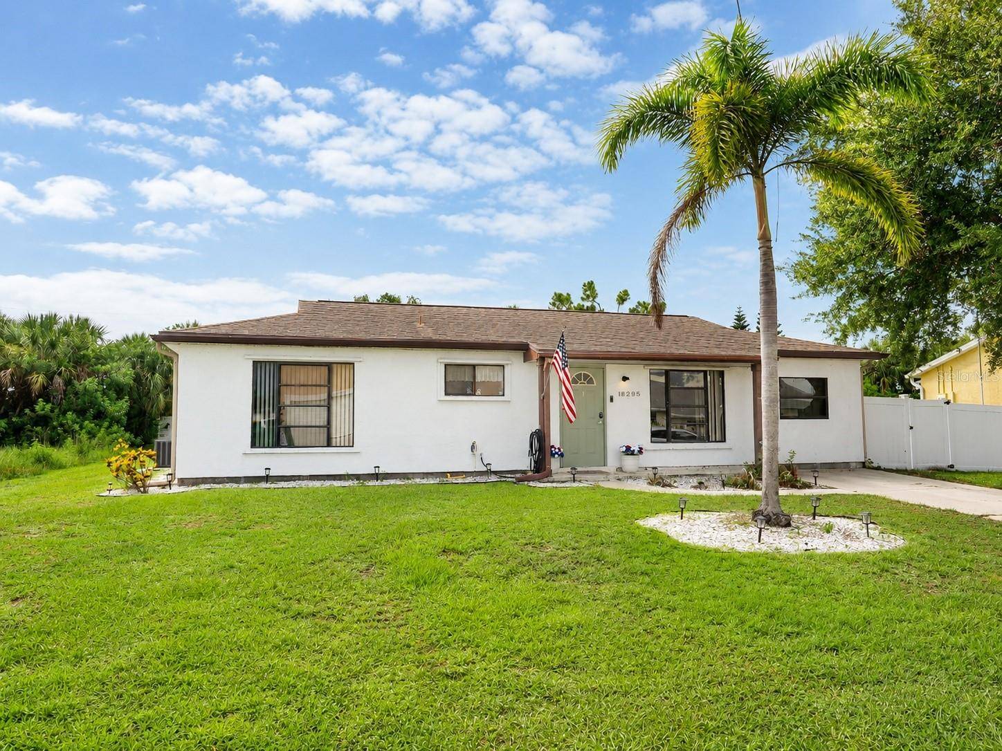 18295 VAN NUYS CIR, Port Charlotte, FL 33948
