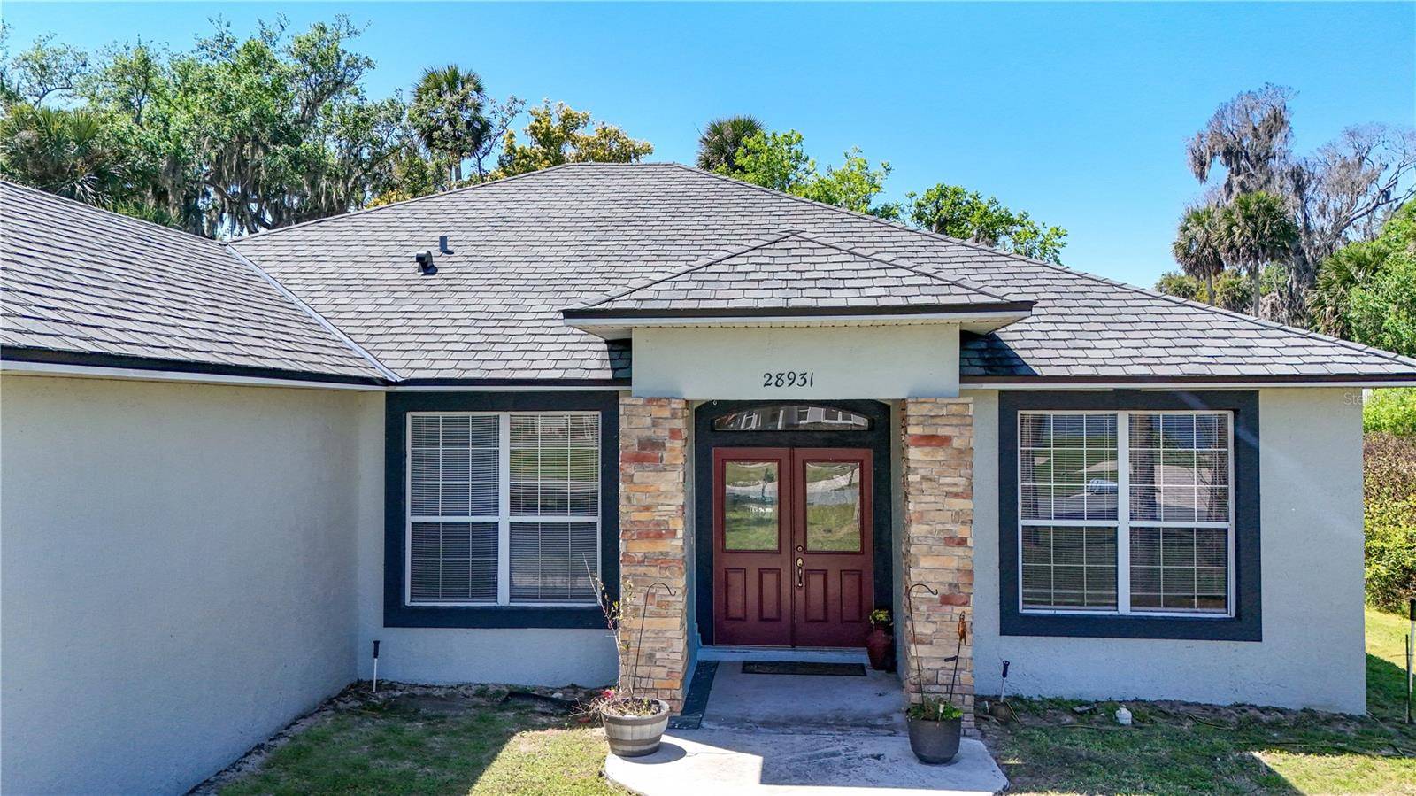 28931 BEAUCLAIRE DR, Tavares, FL 32778