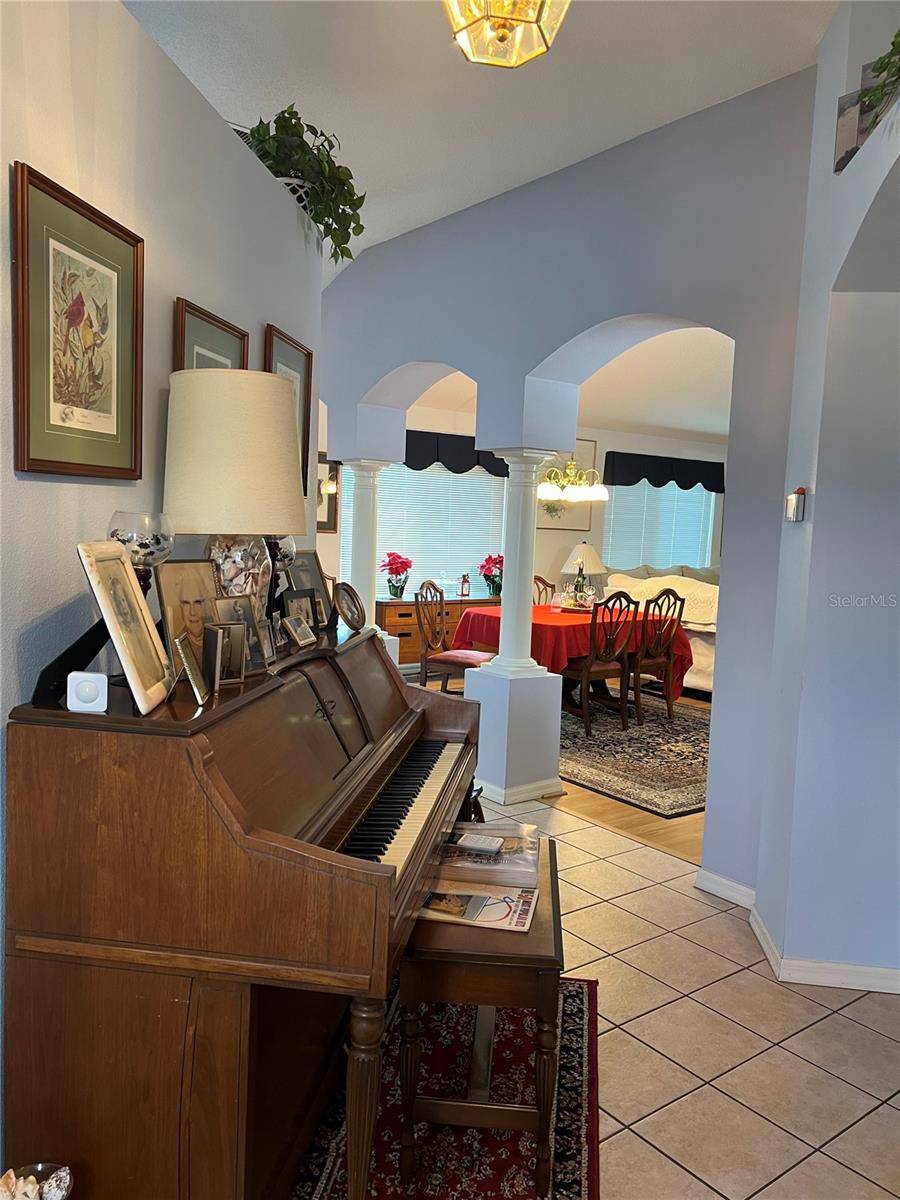 1842 PUERTO BELLO DR, The Villages, FL 32159
