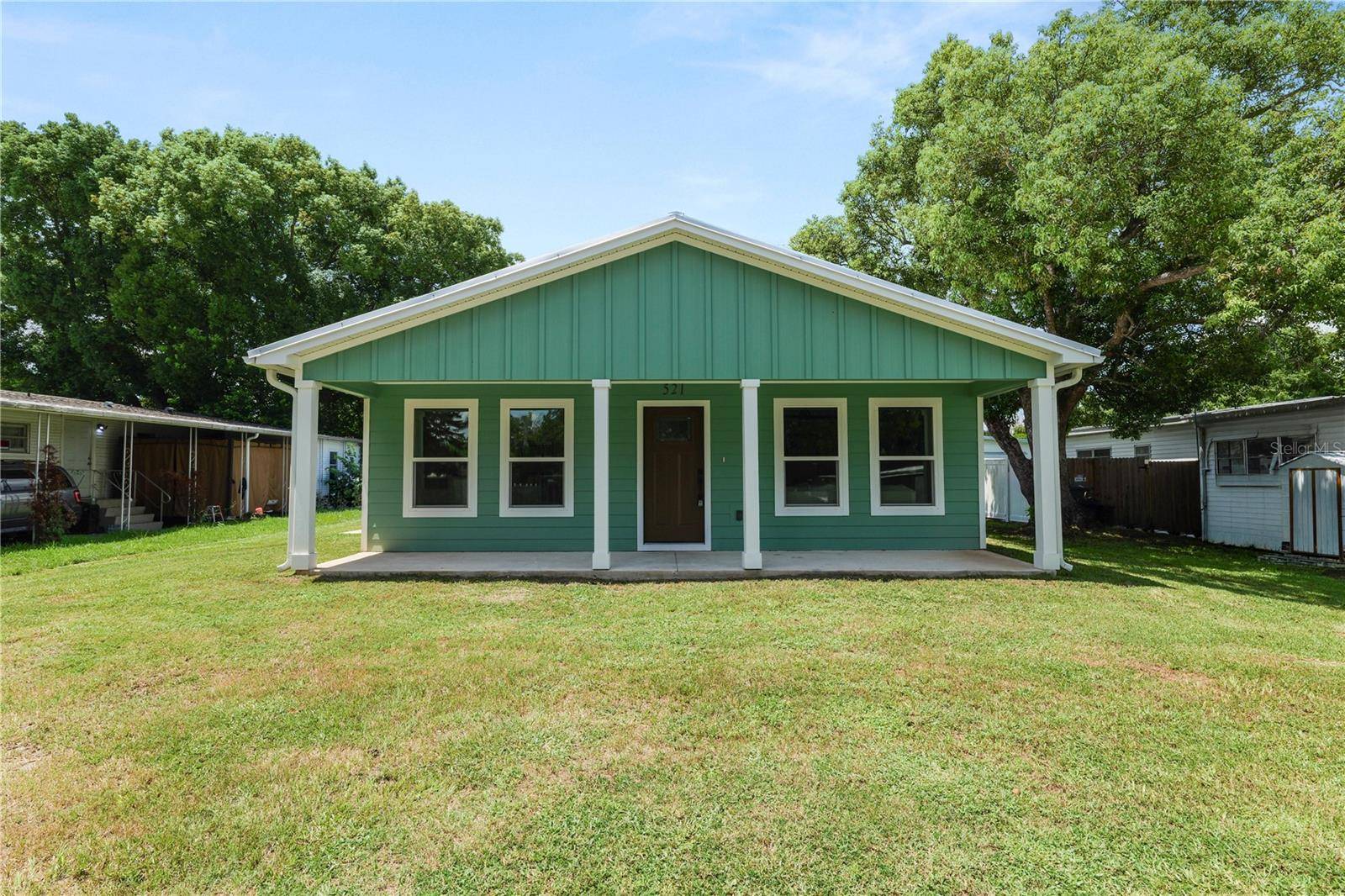 521 SKYLINE DR E, Lakeland, FL 33801