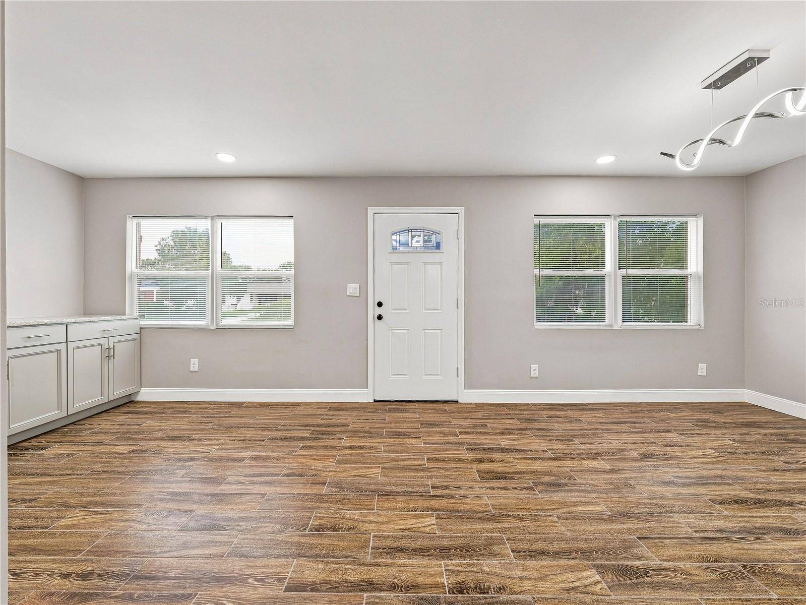 629 CEDAR PARK DR, Daytona Beach, FL 32114