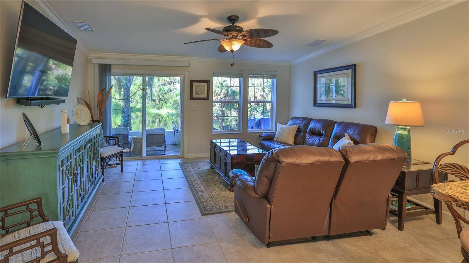 237 NAVAJO DR, Oak Hill, FL 32759