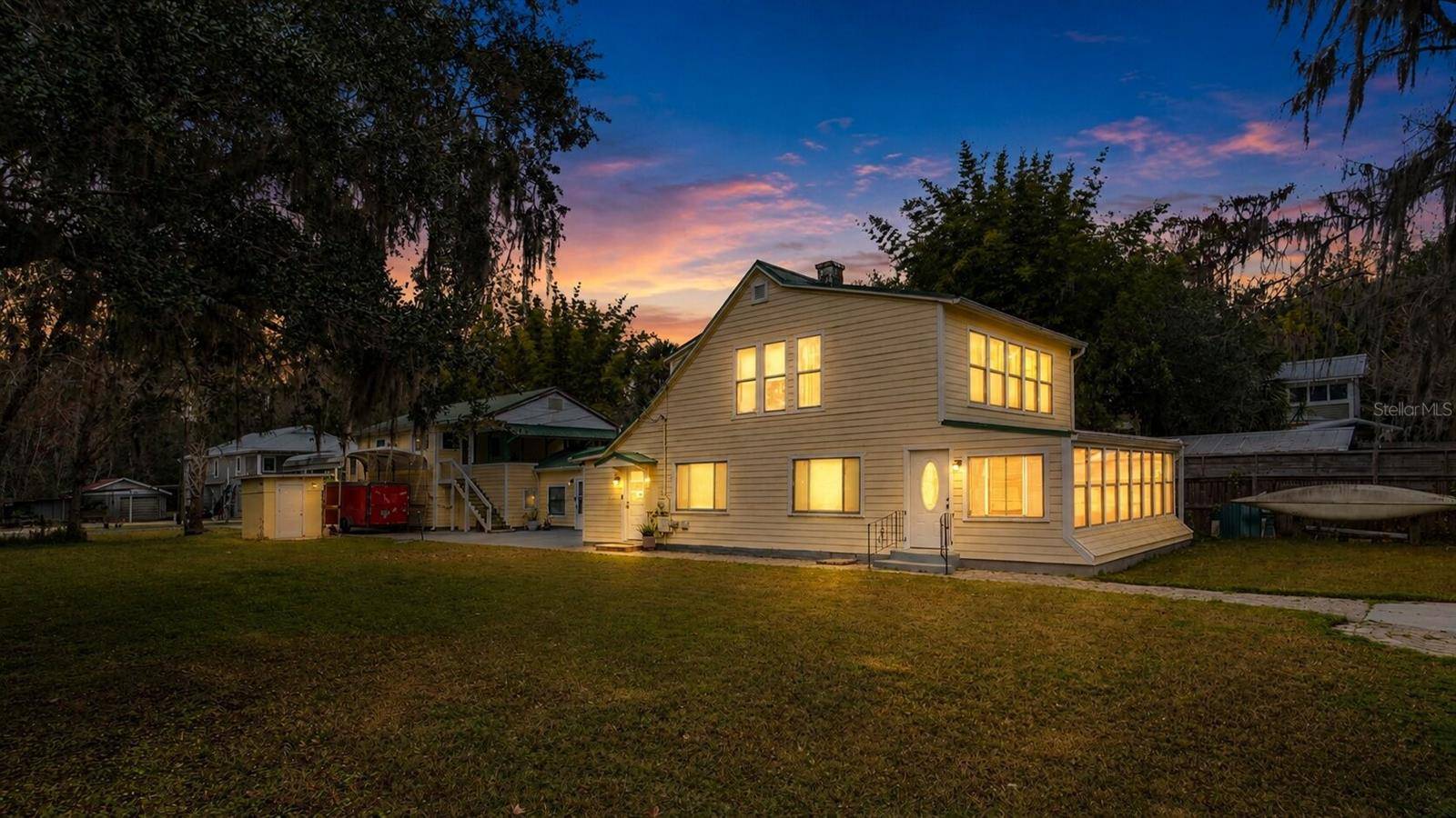 55316 CLAIRE ST, Astor, FL 32102