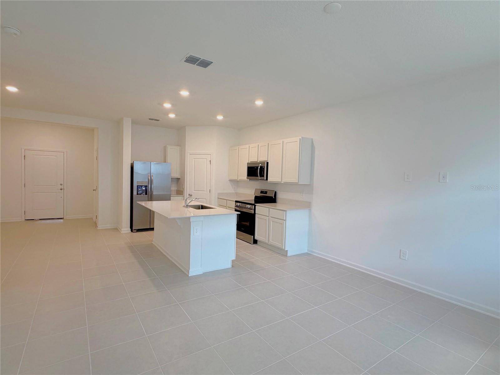 618 POPPY LN, Dundee, FL 33838