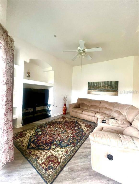 7360 WESTPOINTE BLVD #127, Orlando, FL 32835