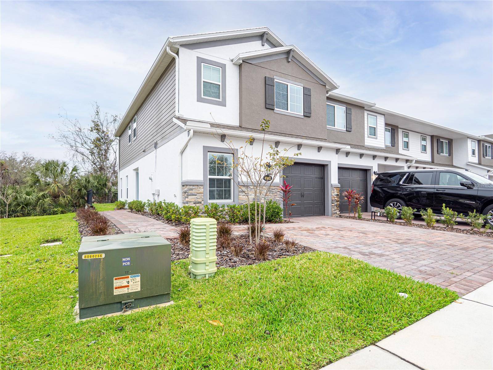 4902 LIVINGSTON LN, Oviedo, FL 32765