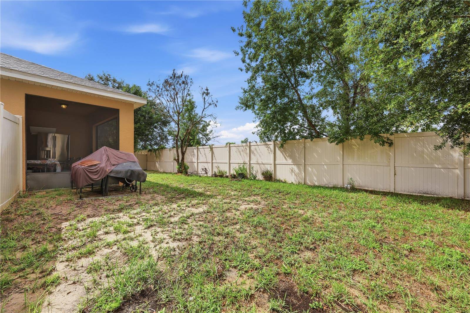 418 VITORIA RD, Davenport, FL 33837
