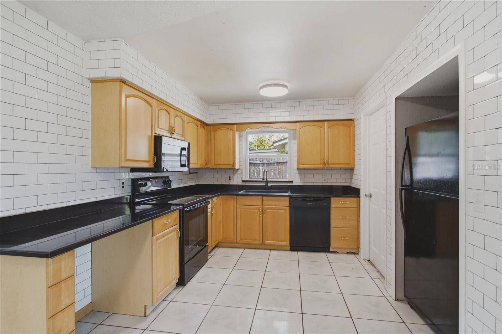 1412 ORMOND AVE, Apopka, FL 32703
