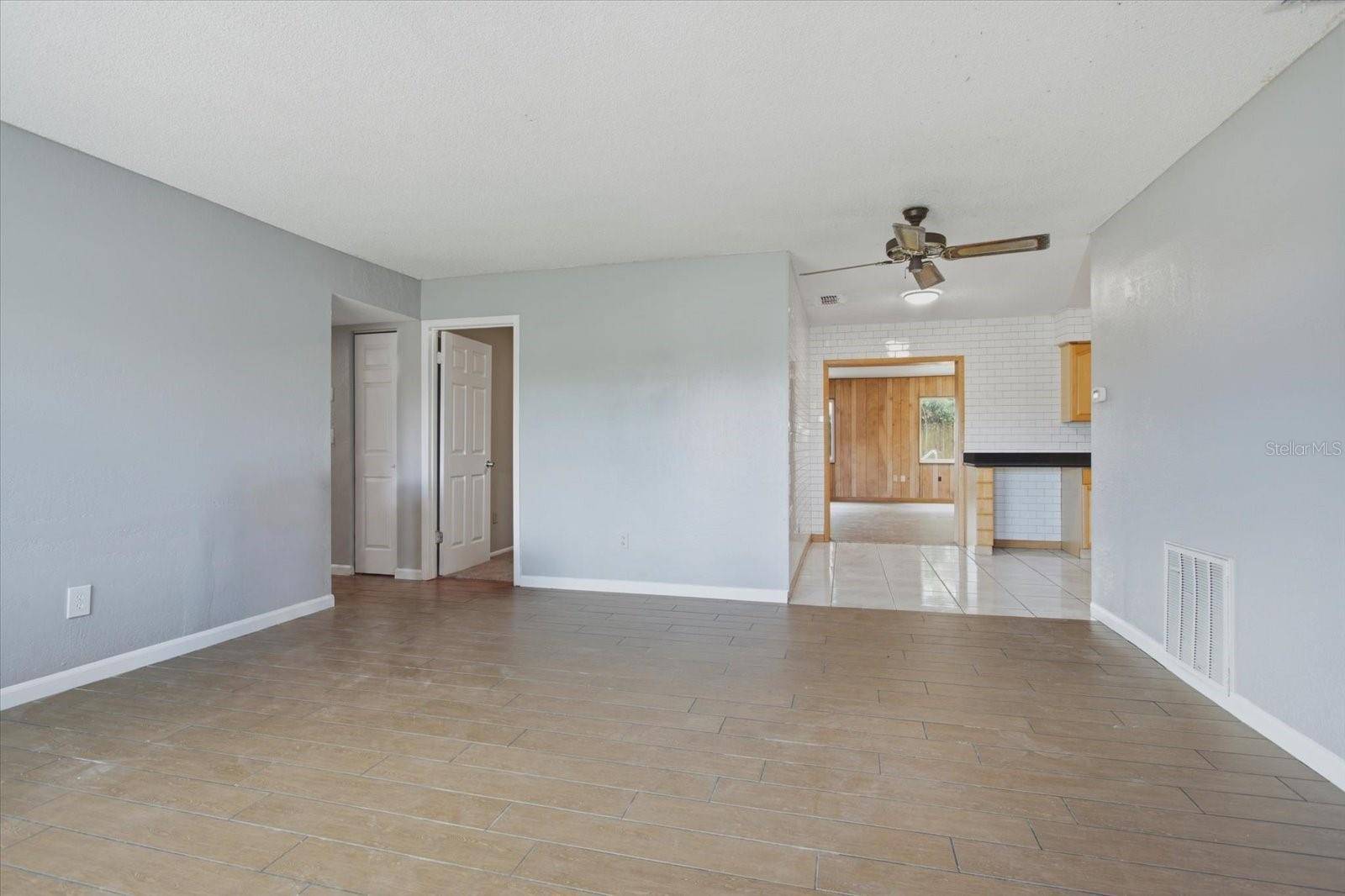 1412 ORMOND AVE, Apopka, FL 32703