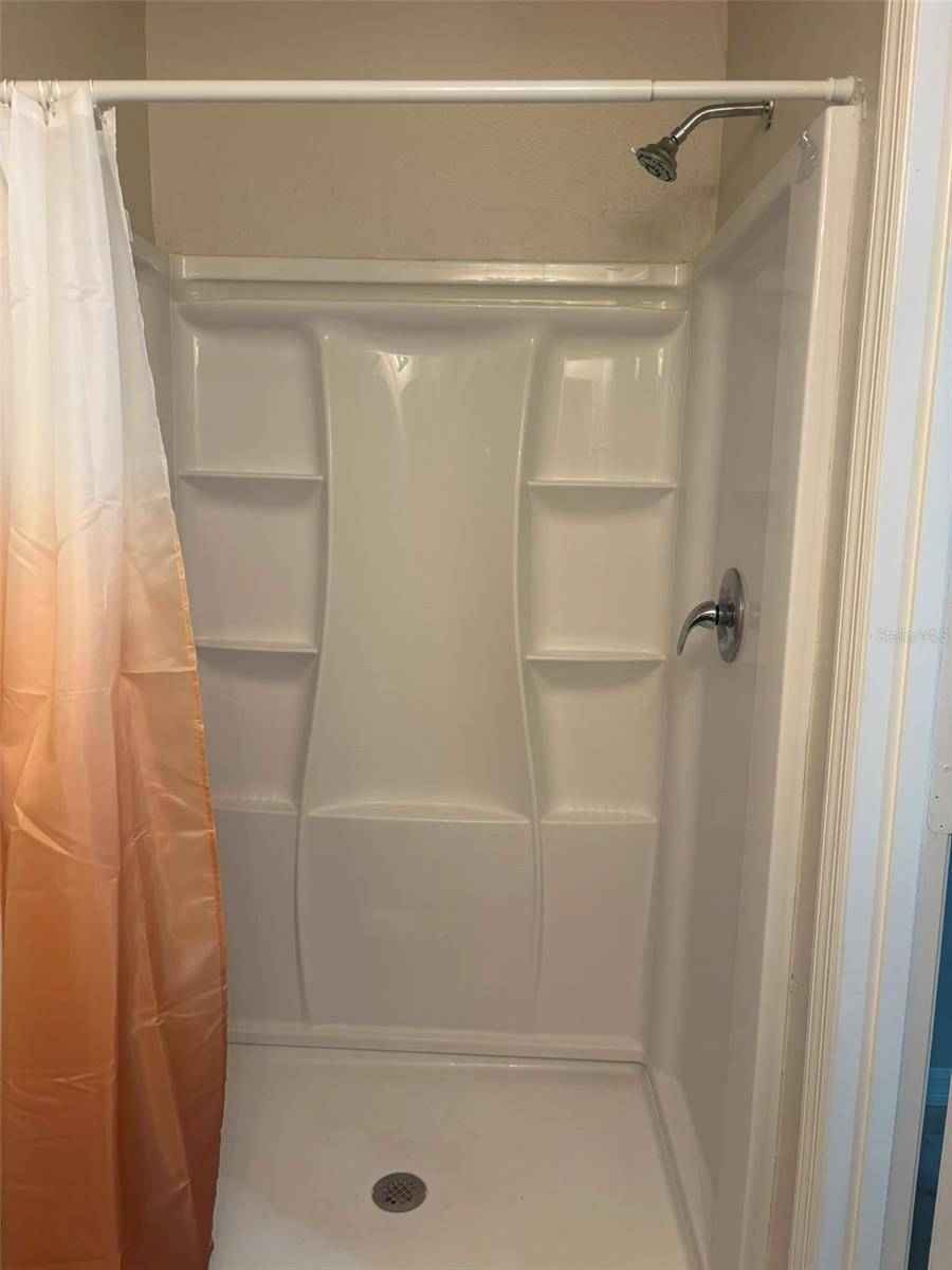 333 KINGFISH DR, Poinciana, FL 34759
