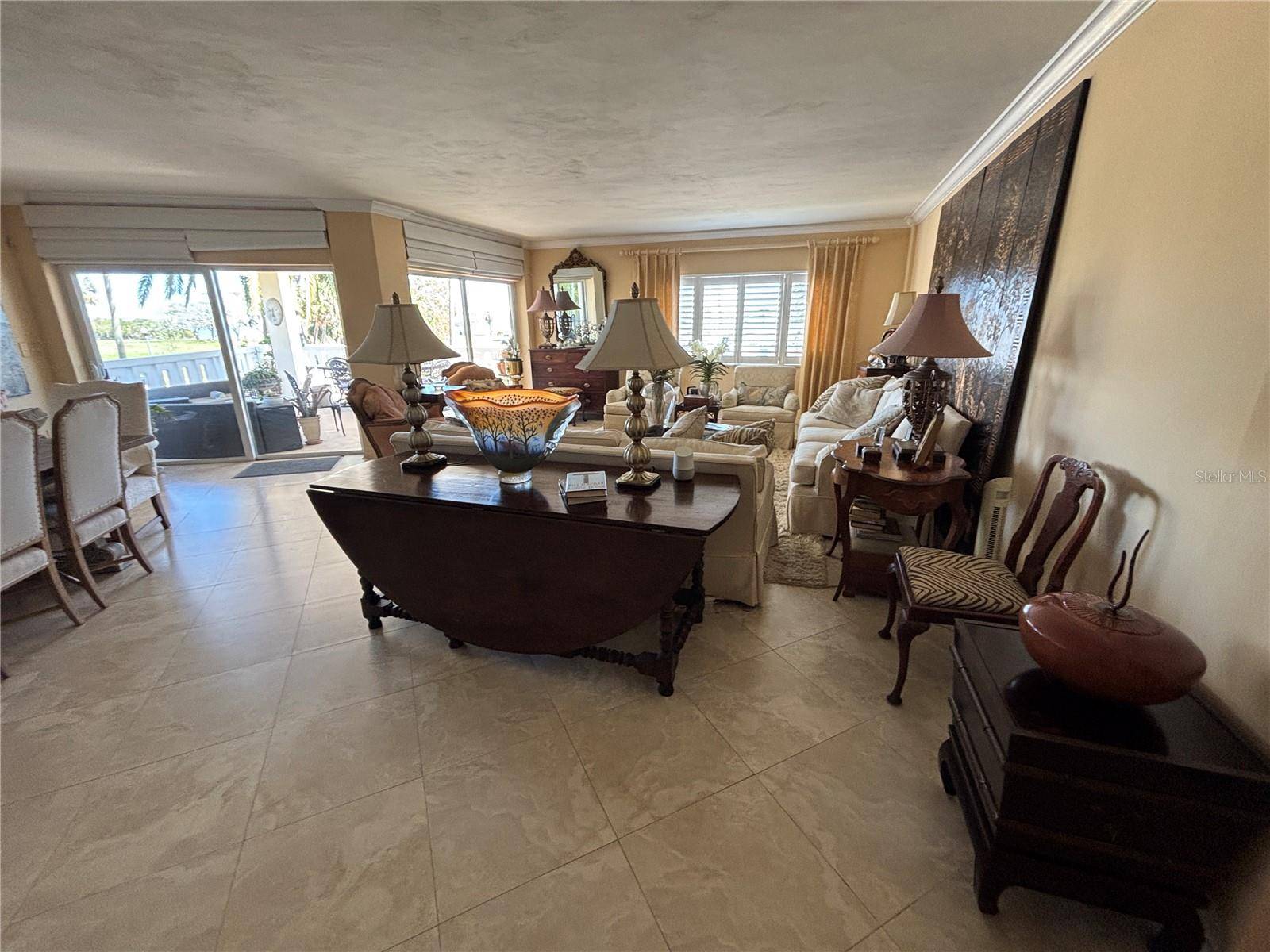 1200 N SHORE DR NE #212, St Petersburg, FL 33701