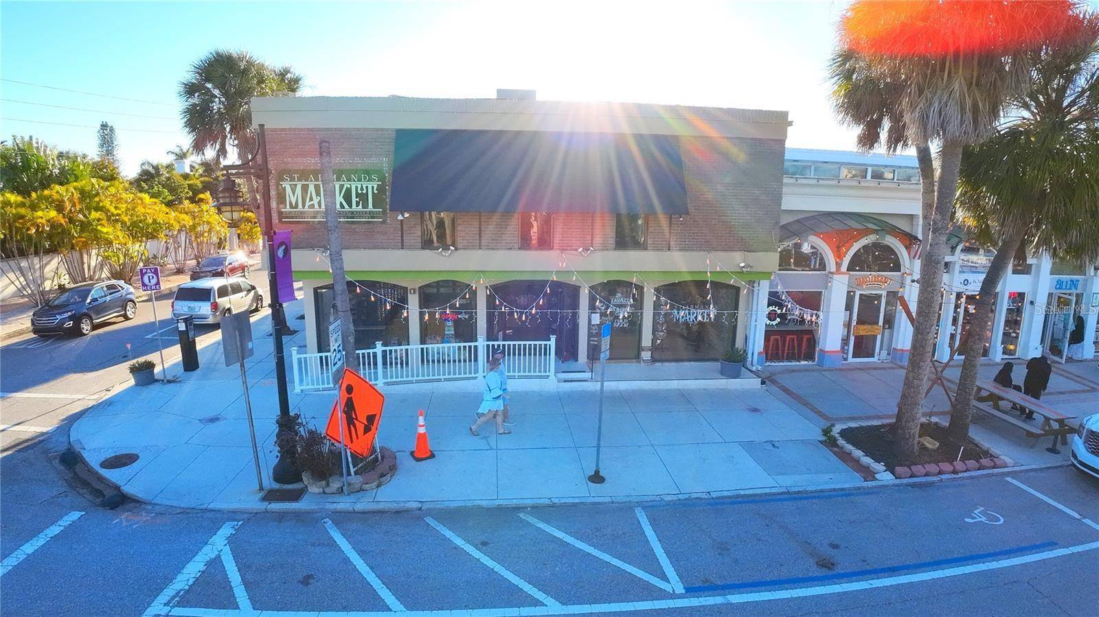 40 S BLVD OF THE PRESIDENTS, Sarasota, FL 34236