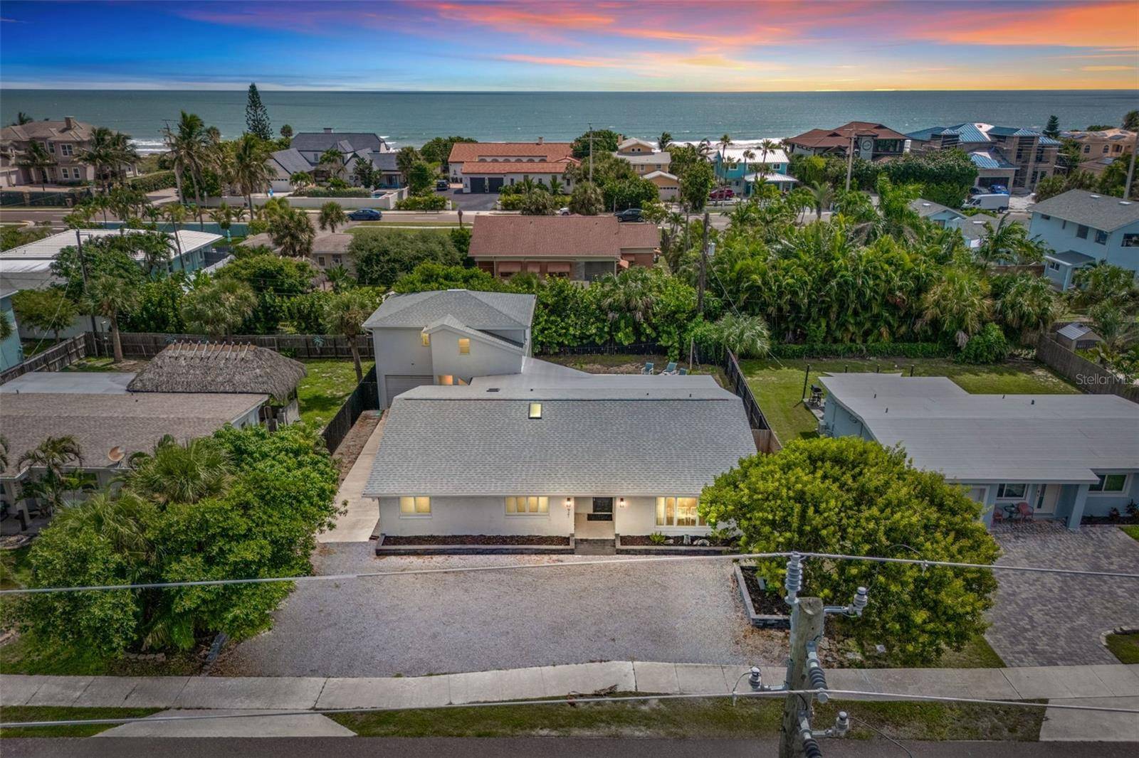 921 S ORLANDO AVE, Cocoa Beach, FL 32931