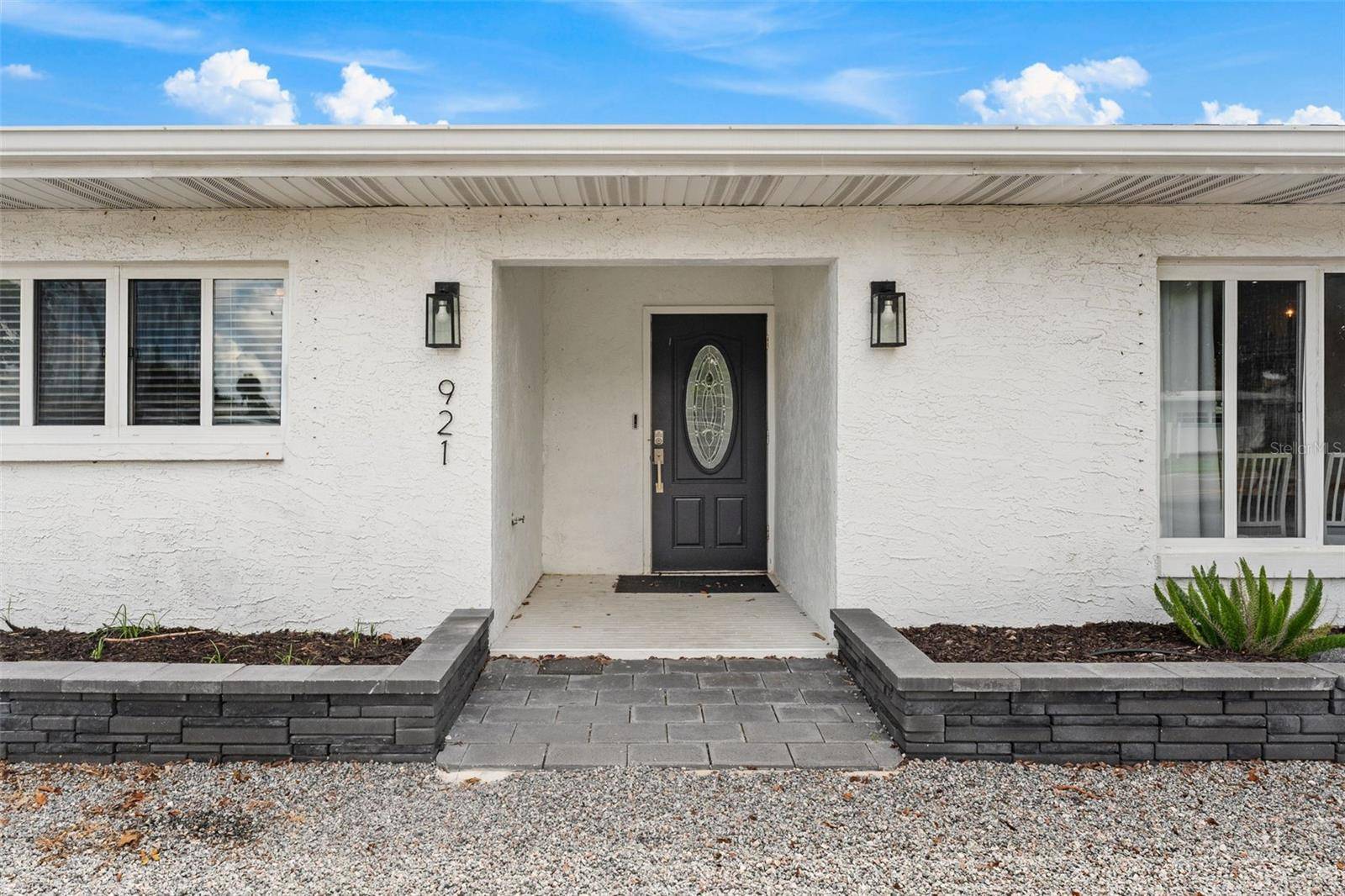 921 S ORLANDO AVE, Cocoa Beach, FL 32931