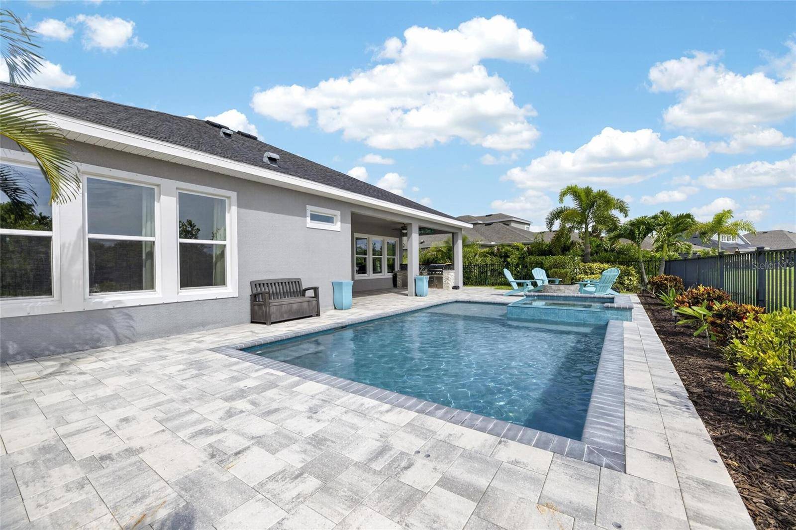 7322 PARADISO DR, Apollo Beach, FL 33572