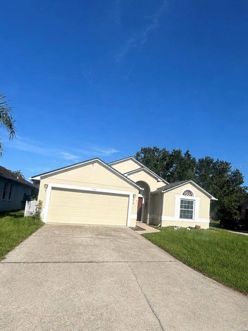 733 SADDLE RIDGE DR, Davenport, FL 33896