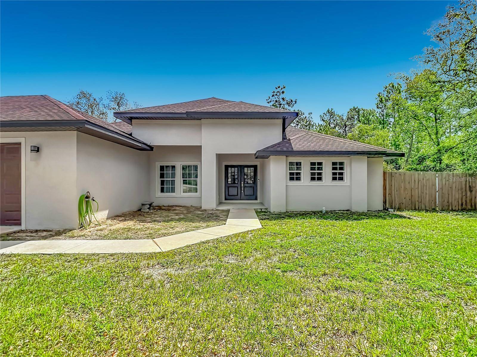 15032 HUMMINGBIRD RD, Weeki Wachee, FL 34614