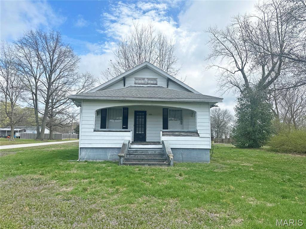 1001 S Crawford ST, Tilden, IL 62292