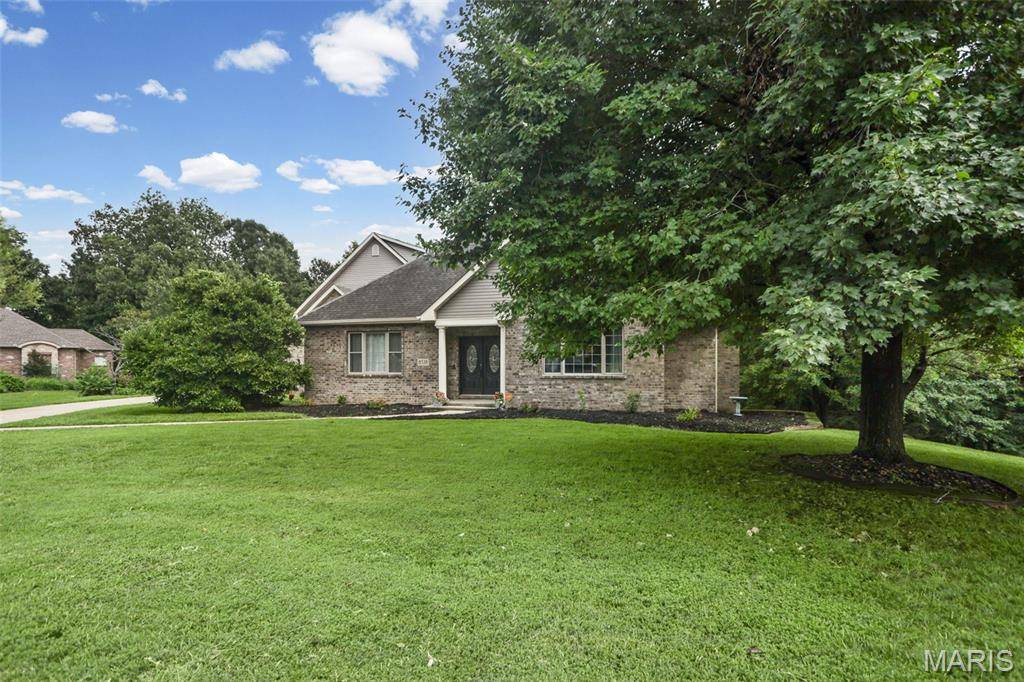 8536 Armsleigh PL, O'fallon, IL 62269