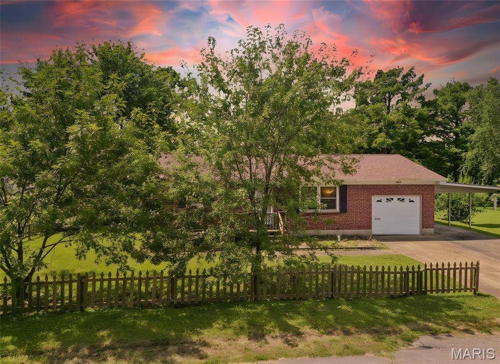 237 Jackson ST, Sullivan, MO 63080